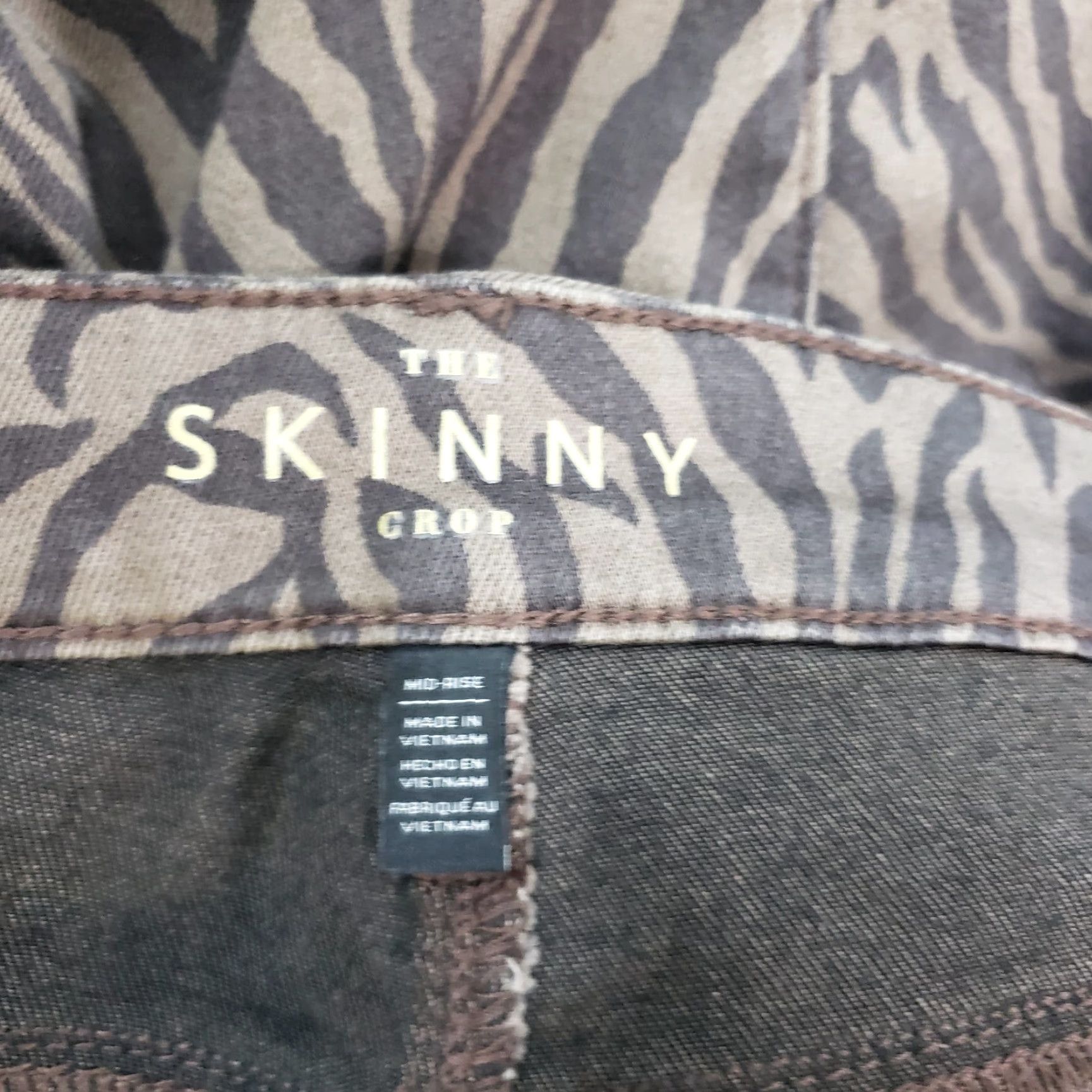 White House Black Market White House Black Market Jeans Womens Skinny Crop Sz 12 Brown Animal Print Size 34" / US 12 / IT 48 - 7 Thumbnail