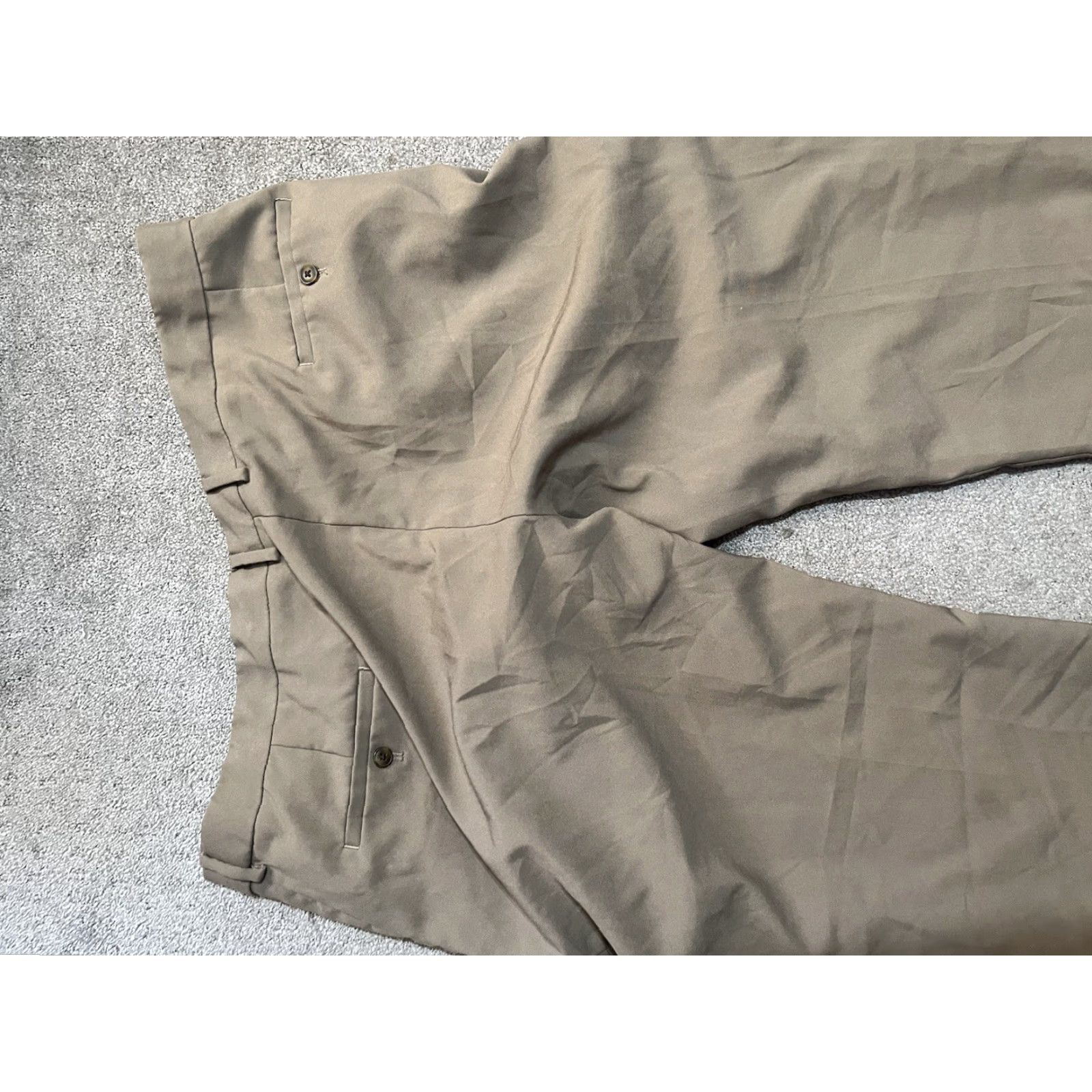 Haggar Haggar Pants Classic Fit 44x30 Brown Men Size 44 Polyester Front Pleated Zip Waist Adjustable No-Iron Canvas Vintage: No Size US 44 / EU 60 - 4 Thumbnail