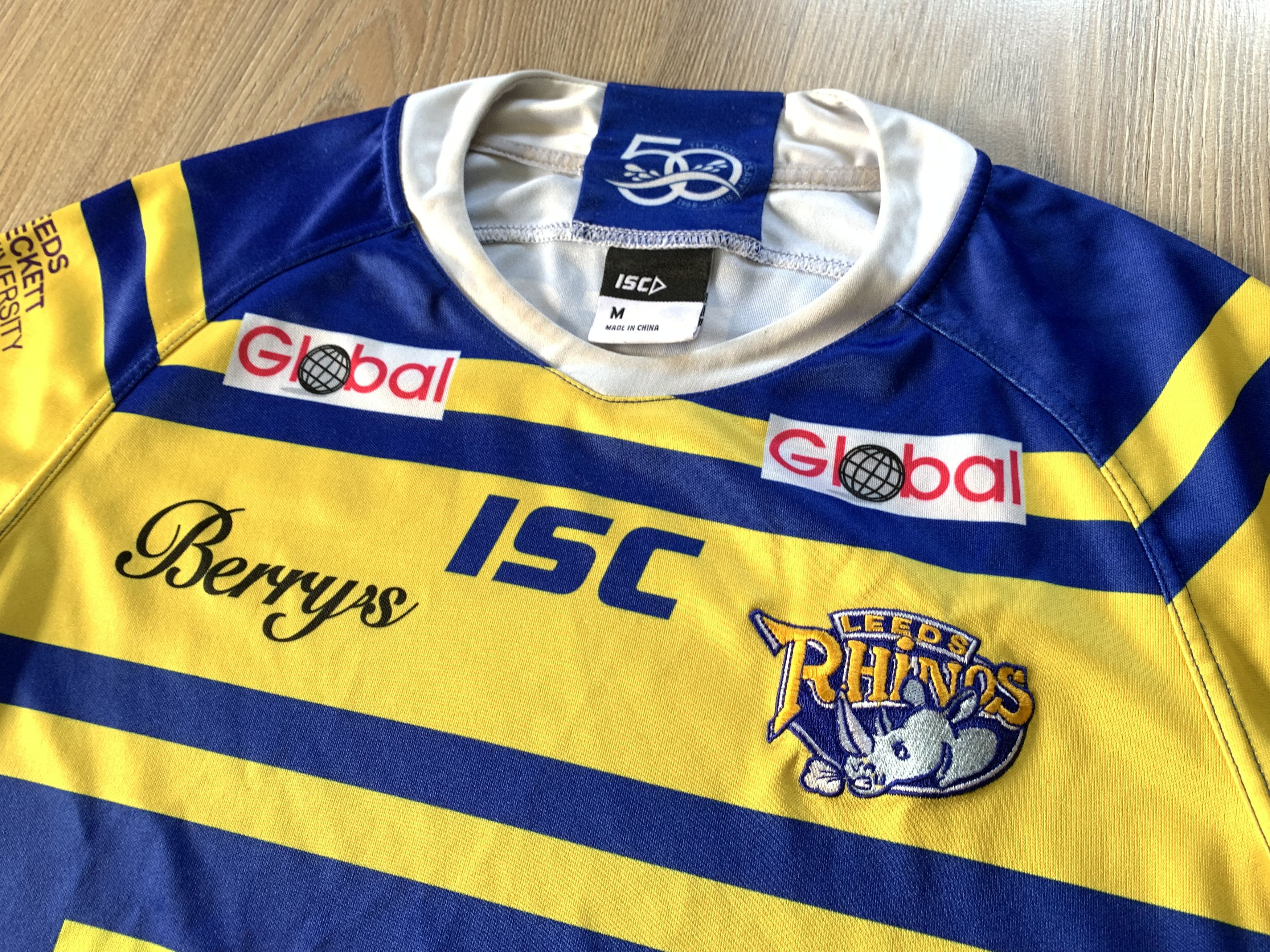 Vintage ISC Berrys Leeds Rhinos Vintage Rugby Jersey 2016 Size US M / EU 48-50 / 2 - 4 Thumbnail