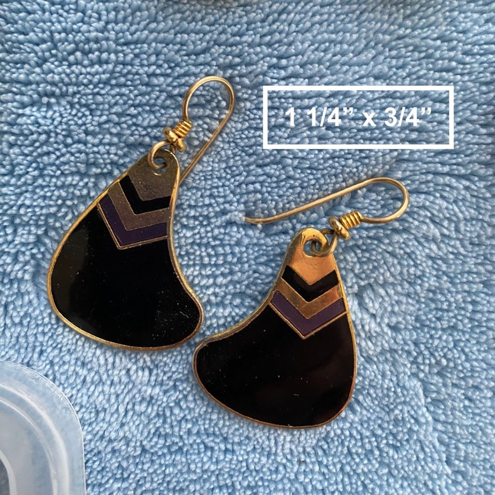 Other Black and Gold Chevron Pattern Dangle 80’s Earrings Vintage Size ONE SIZE - 1 Preview