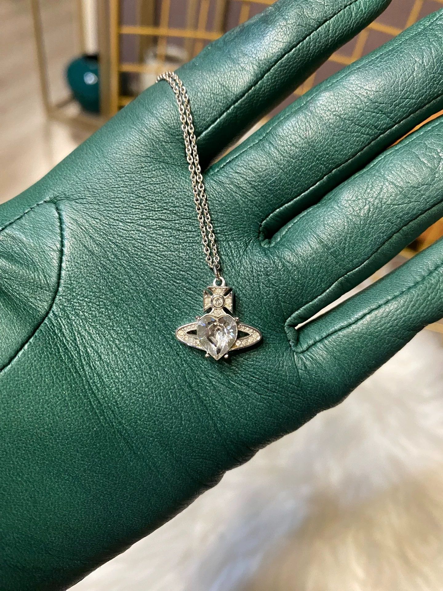 Vivienne Westwood Vivienne Westwood Silver Heart Saturn Necklace Size ONE SIZE - 1 Thumbnail