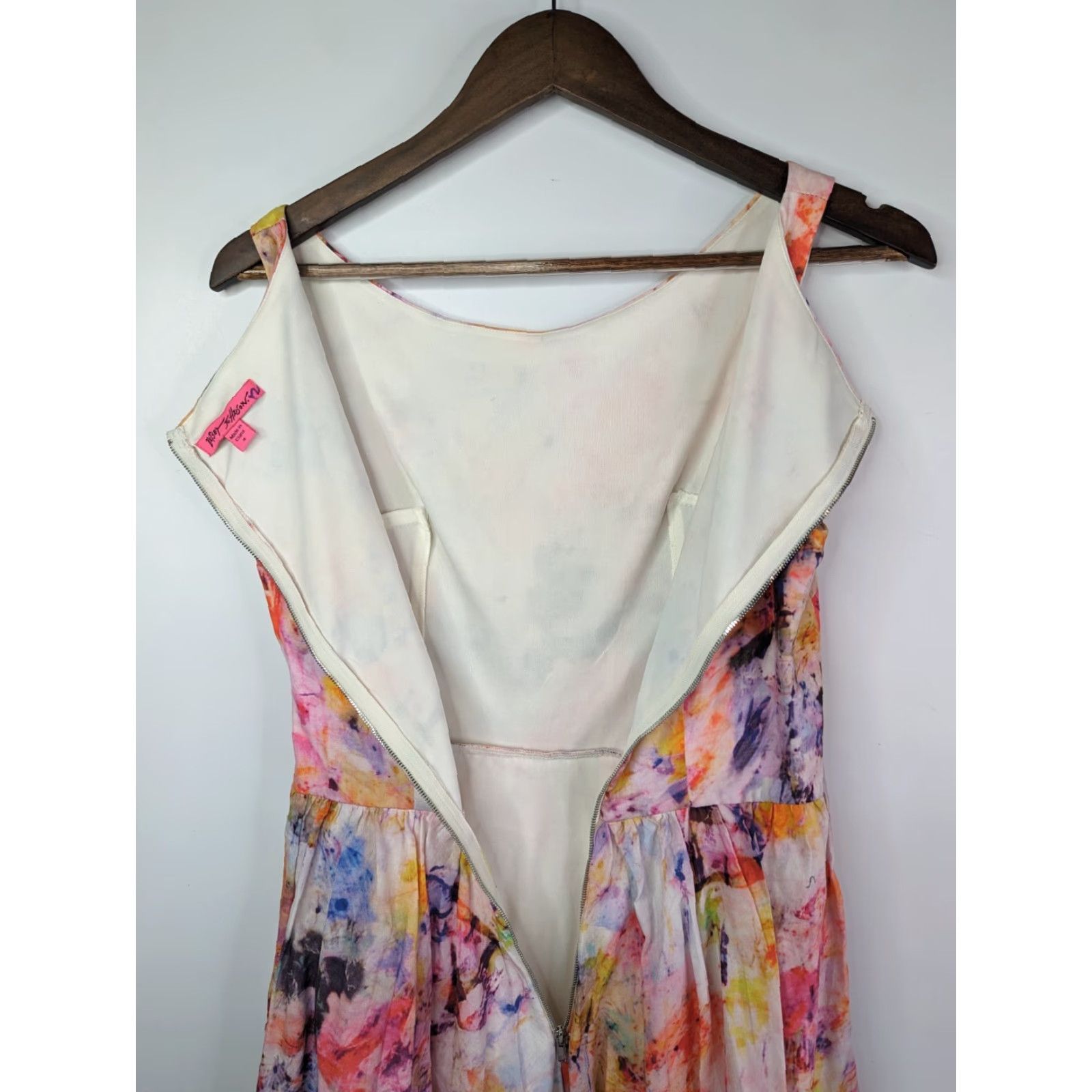 Betsey Johnson Betsey Johnson Womens Dress Purple Tie Dye Round Neck Zip Fit & Flare Midi 4 Casual Vintage No N/A Size S / US 4 / IT 40 - 5 Thumbnail