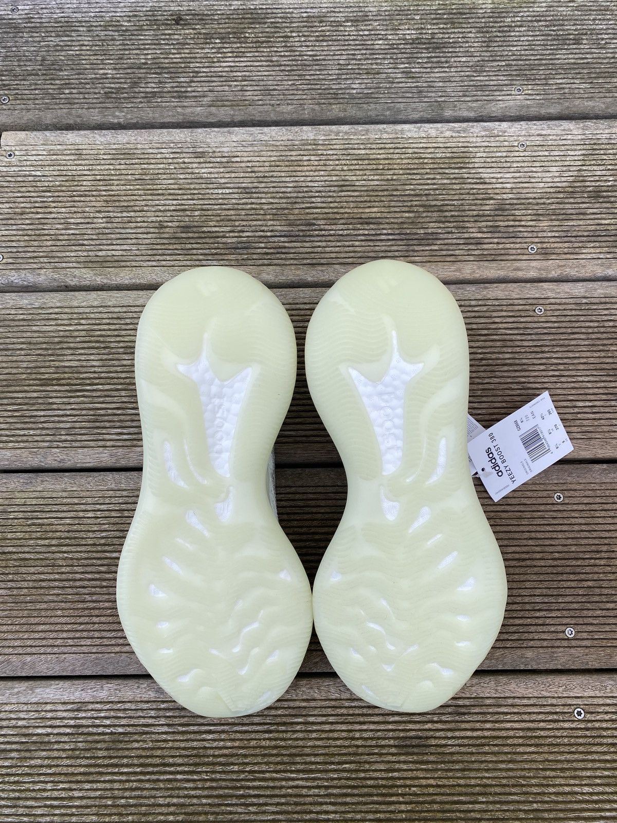 Adidas × Kanye West Adidas yeezy boost 380 alien OG Size US 9 / EU 42 - 5 Thumbnail