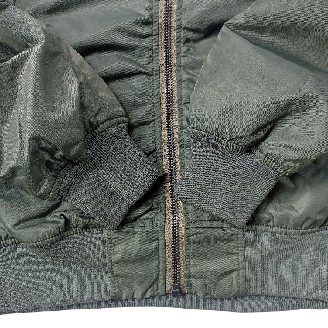 Japanese Brand Vintage Y2K Cab Clothing MA1 Bomber Jacker Size US M / EU 48-50 / 2 - 5 Thumbnail