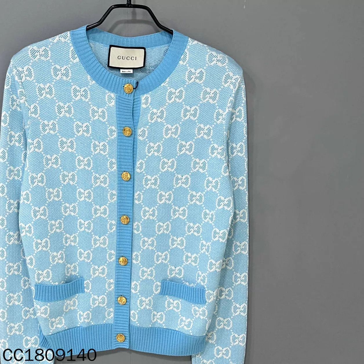 Gucci GUCCI sky blue gold button cardigan S Size S / US 4 / IT 40 - 2 Thumbnail