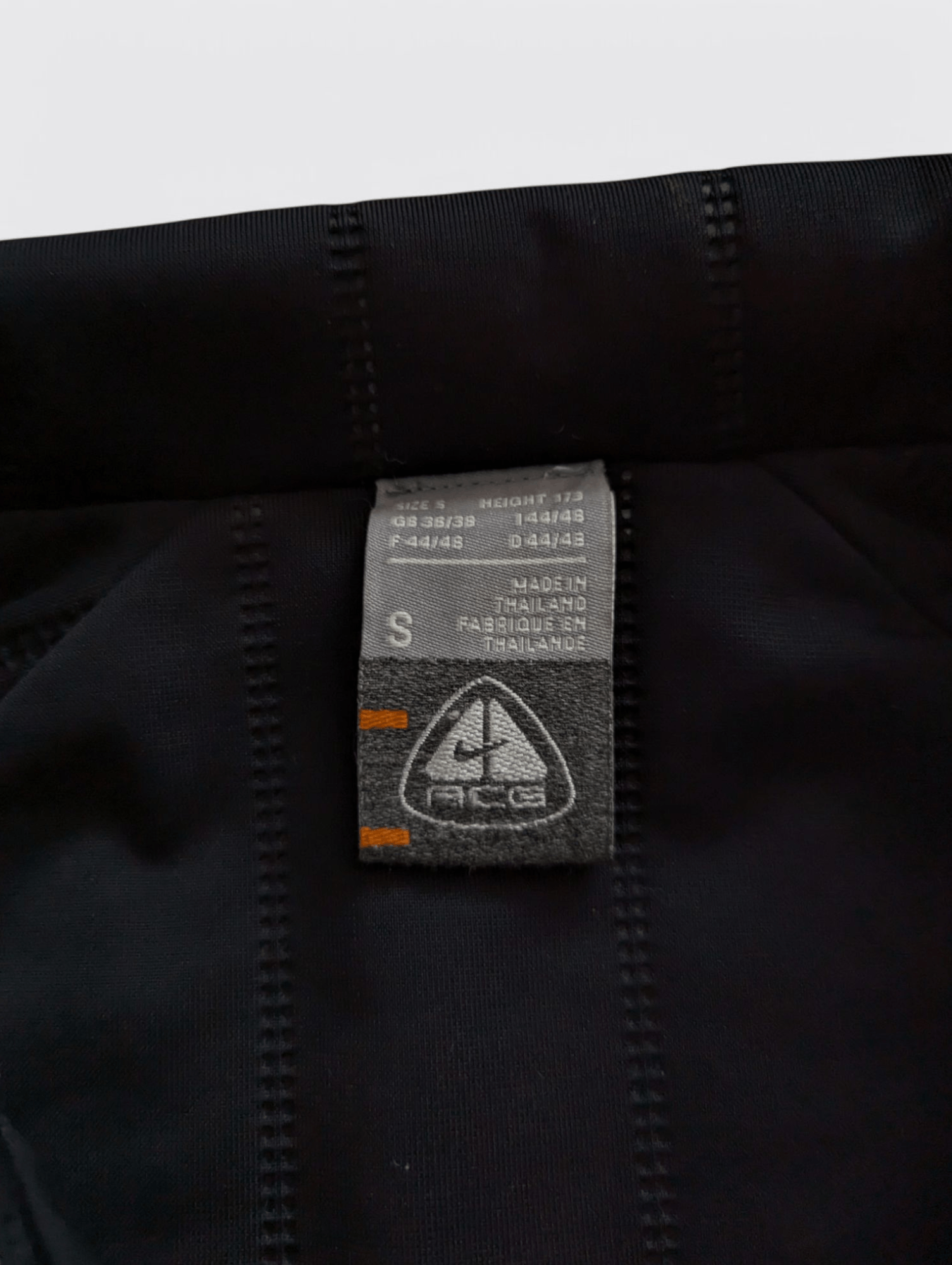 Nike ACG Nike ACG Vintage Light Jacket Size US S / EU 44-46 / 1 - 9 Thumbnail