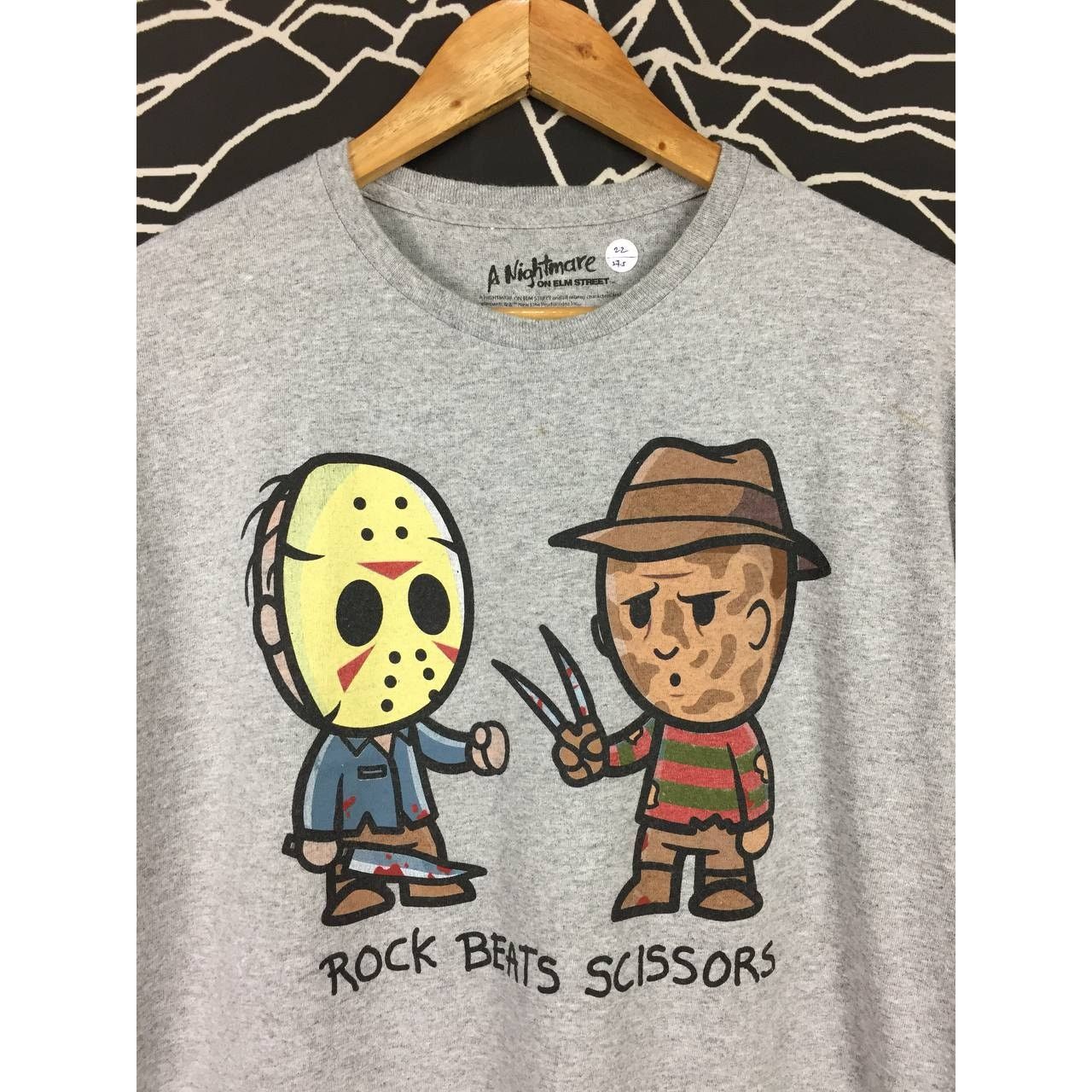 Vintage Nightmare On Elm Street Rock Beats Scissors Jason Freddy Tee Size US L / EU 52-54 / 3 - 3 Thumbnail