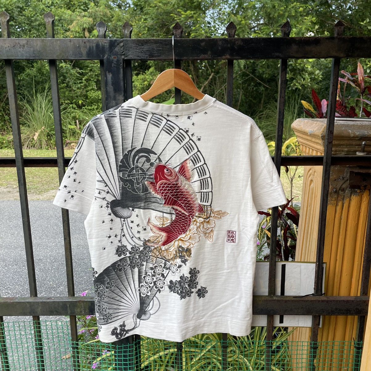 Karakuri Tamashii 🔥🇯🇵Karakuri Tamashi Embroidered Fish Koi Sukajan Tattoo Tee Size US L / EU 52-54 / 3 - 1 Thumbnail