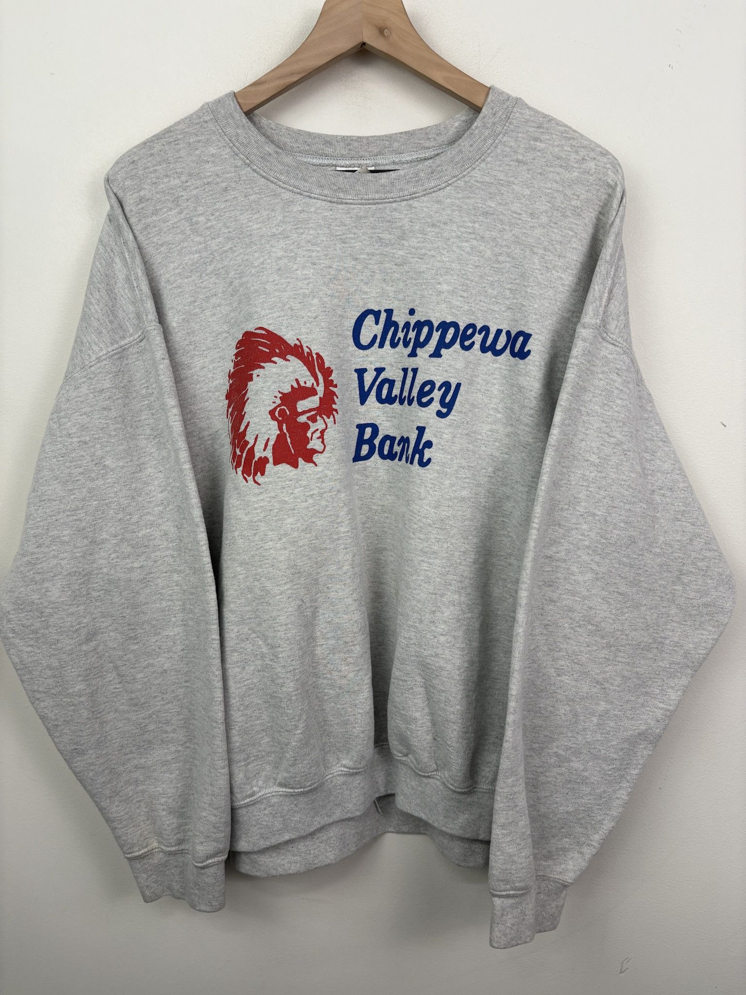 Champion × Vintage Vintage 90's Chippewa Valley Bank Pullover Crewneck Size XL Size US XL / EU 56 / 4 - 1 Thumbnail