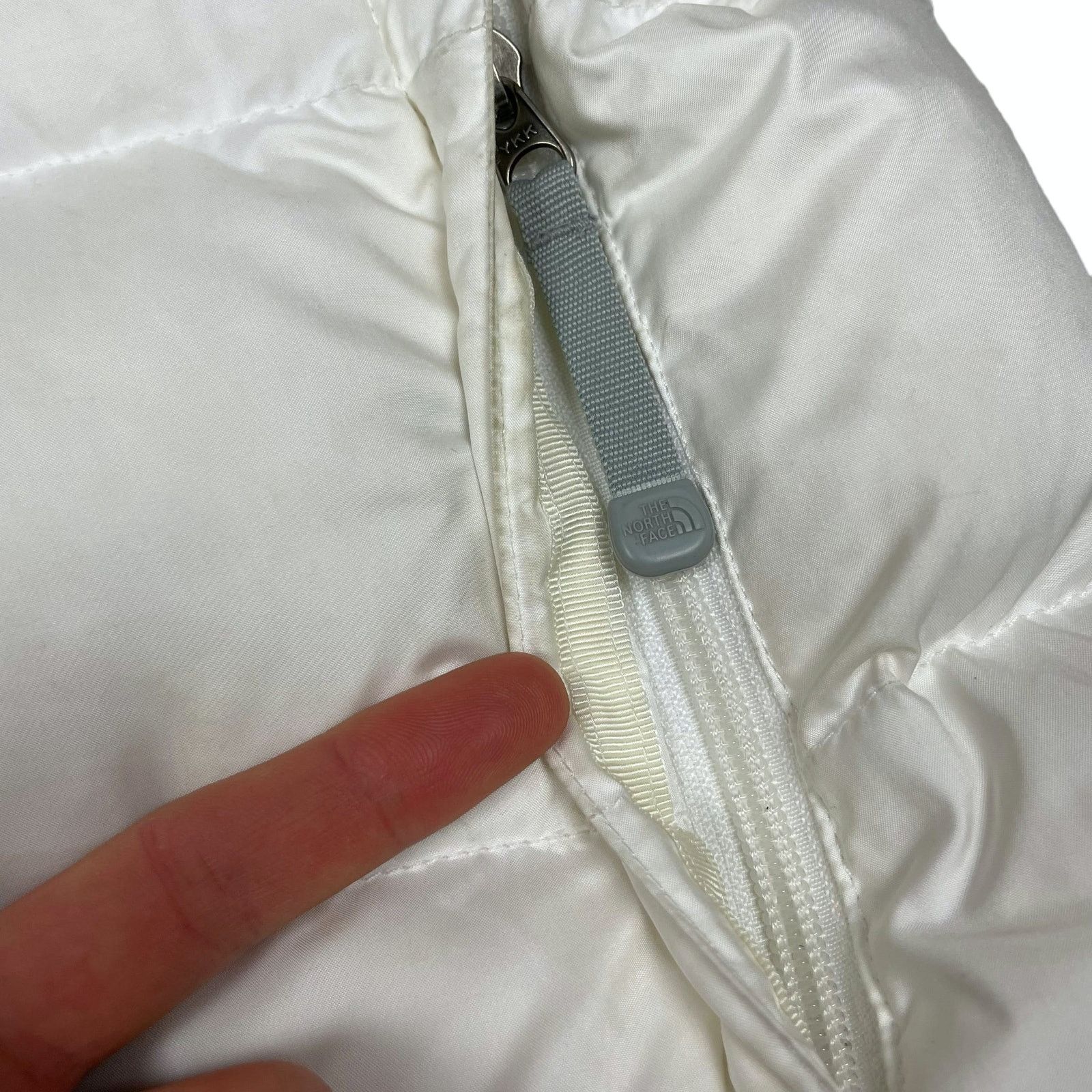 The North Face The North Face Women White Full Zip Outdoor Puffer Vest XS Size XS / US 0-2 / IT 36-38 - 10 Thumbnail