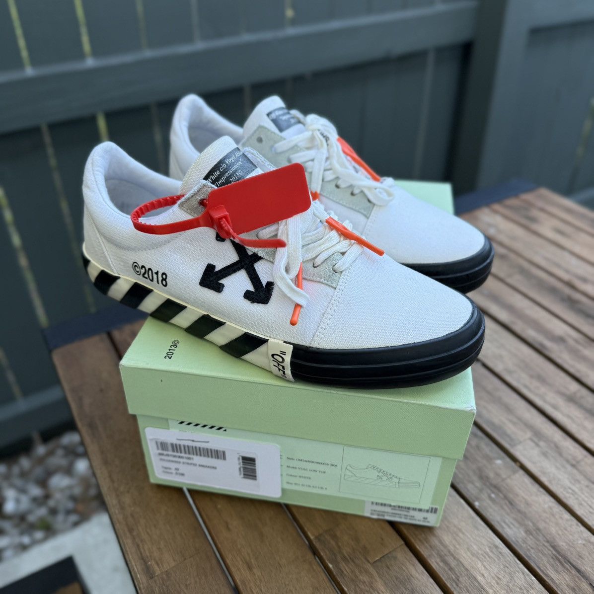 Off-White Off-White Vulc Low Top Vans (Updated Stripes) 2018 Size US 8.5 / EU 41-42 - 1 Thumbnail