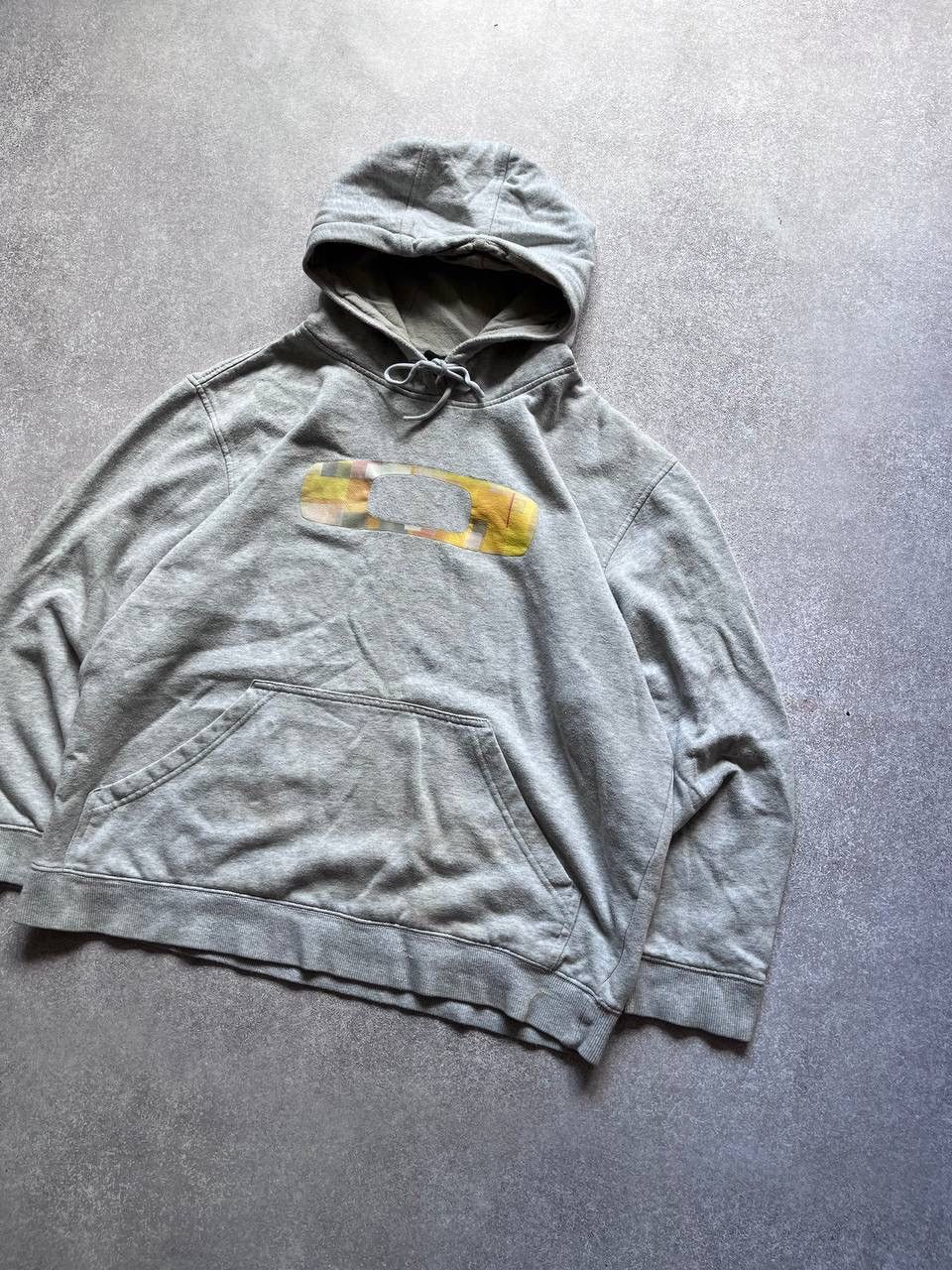 Oakley × Vintage Vintage Oakley Boxy Archival Hoodie Y2K L Size US L / EU 52-54 / 3 - 2 Thumbnail