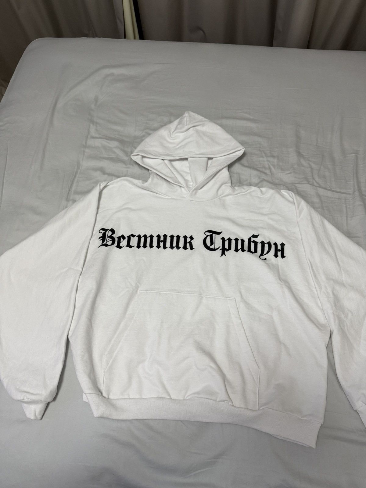 Kanye West Kanye West x Gosha Rubchinskiy Hoodie White Logo Hoodie Size US M / EU 48-50 / 2 - 1 Thumbnail