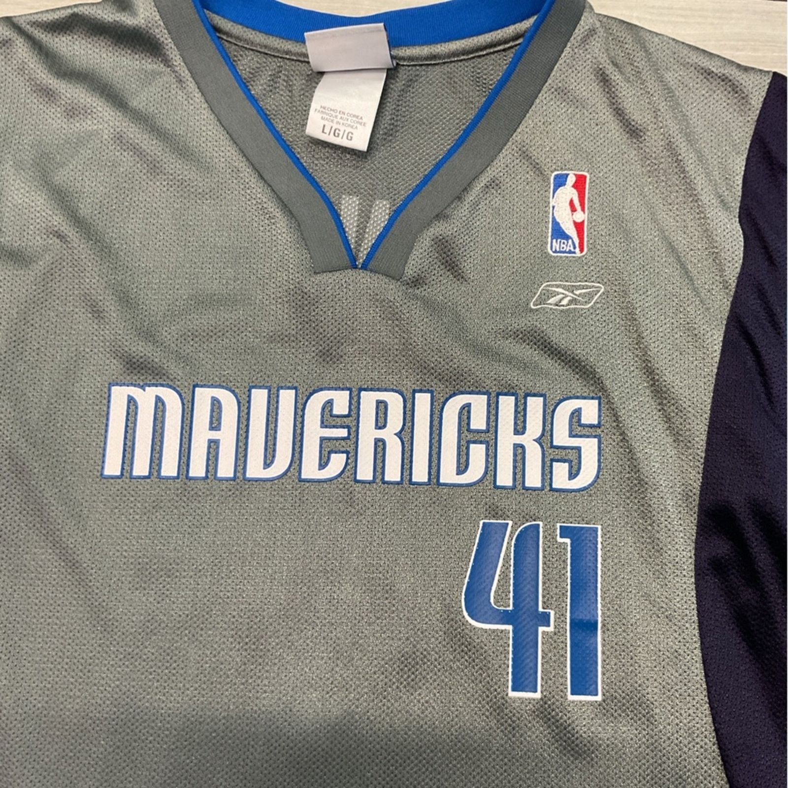 NBA Vintage NBA Dallas Mavericks #41 Basketball Jersey Size US L / EU 52-54 / 3 - 5 Thumbnail