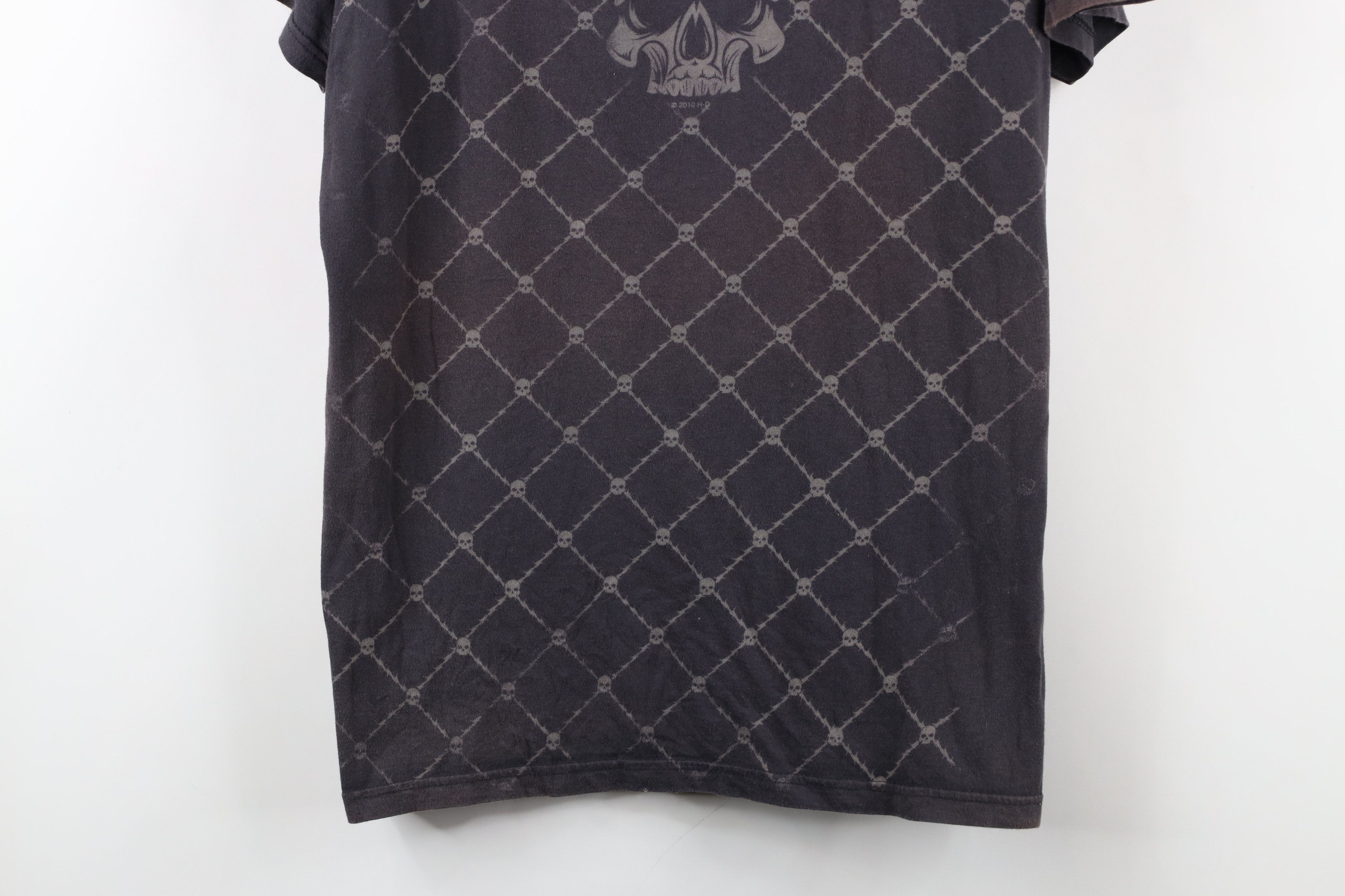 Harley Davidson × Vintage Vintage Y2K Harley Davidson Tribal Skull Barbwire T-Shirt Size US L / EU 52-54 / 3 - 3 Thumbnail