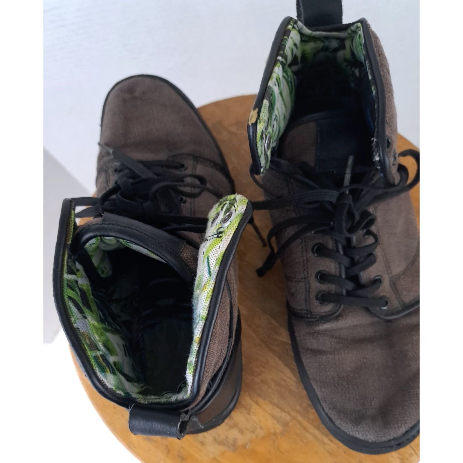 Vans VANS Sk8-Hi Hiking Outdoor Boots Suede High Top Mens 7.5 Brown VN-OVNBX2E 2020 Shoes Sneakers Casual Activewear Shoes Size US M / EU 48-50 / 2 - 3 Thumbnail