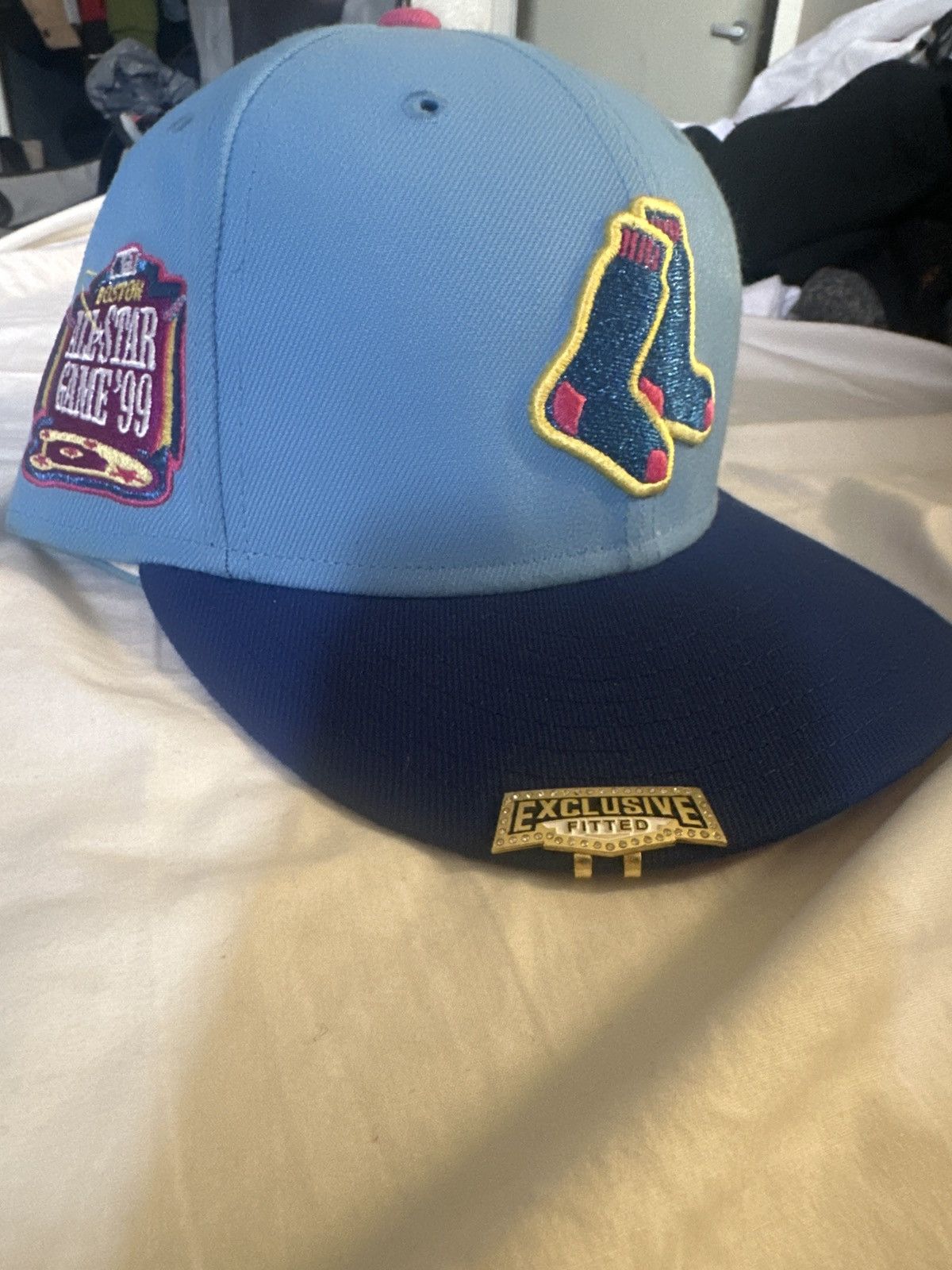 New Era Ren and Stimpy Red sox exclusive 7 1/2 Size 32 - 2 Thumbnail