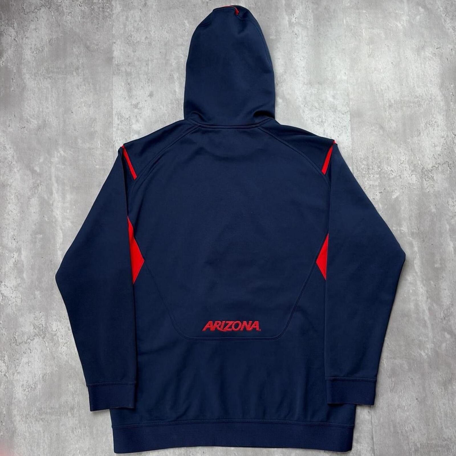 Nike Vintage Nike Team Middle Swoosh University Of Arizona Hoodie Size US L / EU 52-54 / 3 - 6 Thumbnail