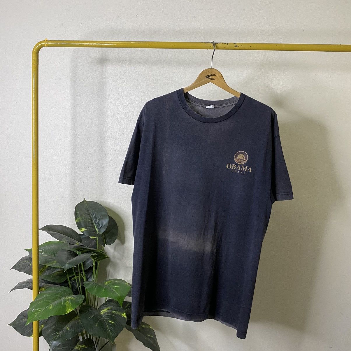 Vintage 2000s Barrack Obama Sunfaded Tee Malcolm x Nelson Mandela Size US L / EU 52-54 / 3 - 4 Thumbnail