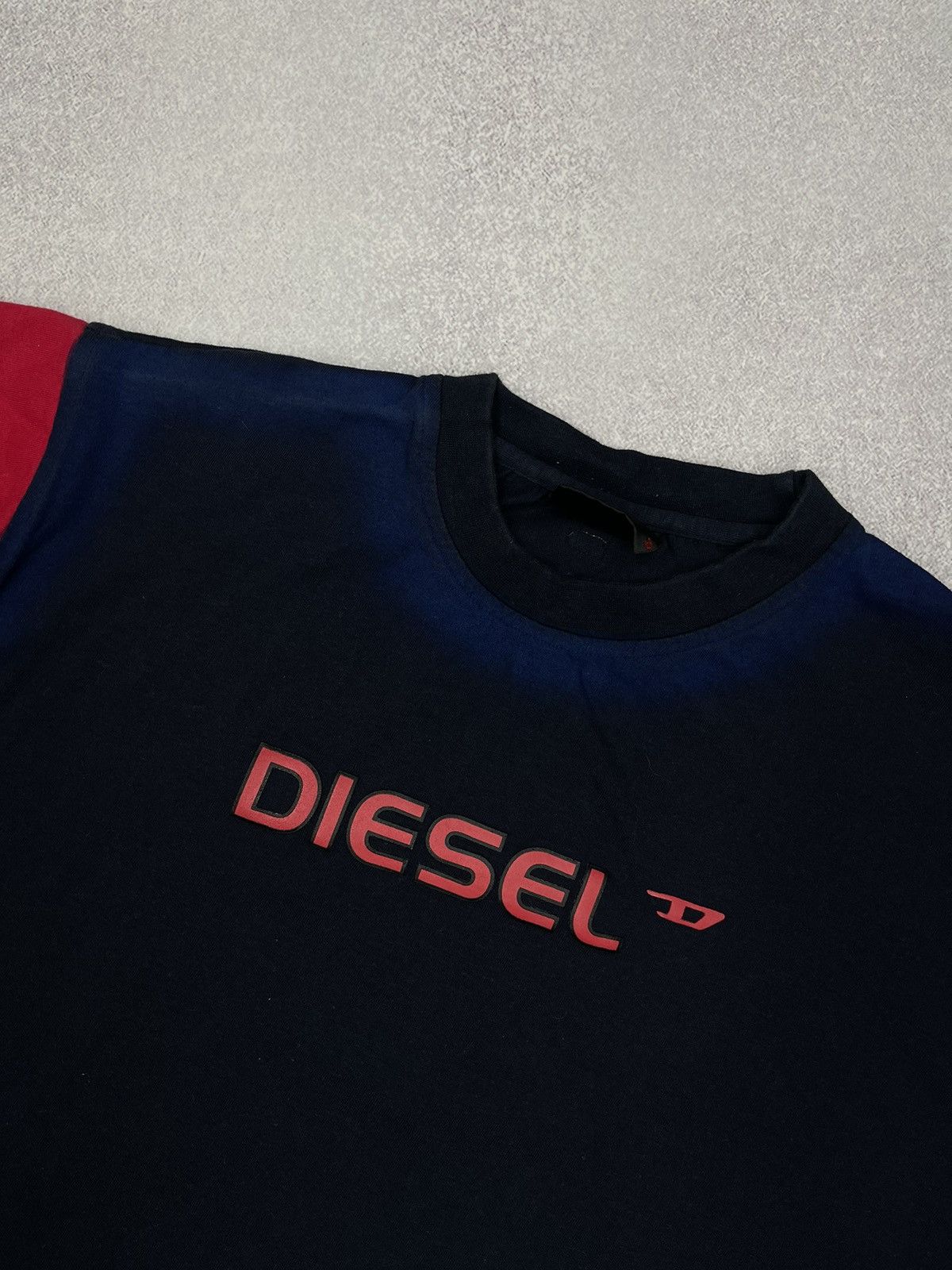 Diesel Vintage Diesel T Shirt Navy Double Logo Y2K Size S Size US S / EU 44-46 / 1 - 4 Thumbnail