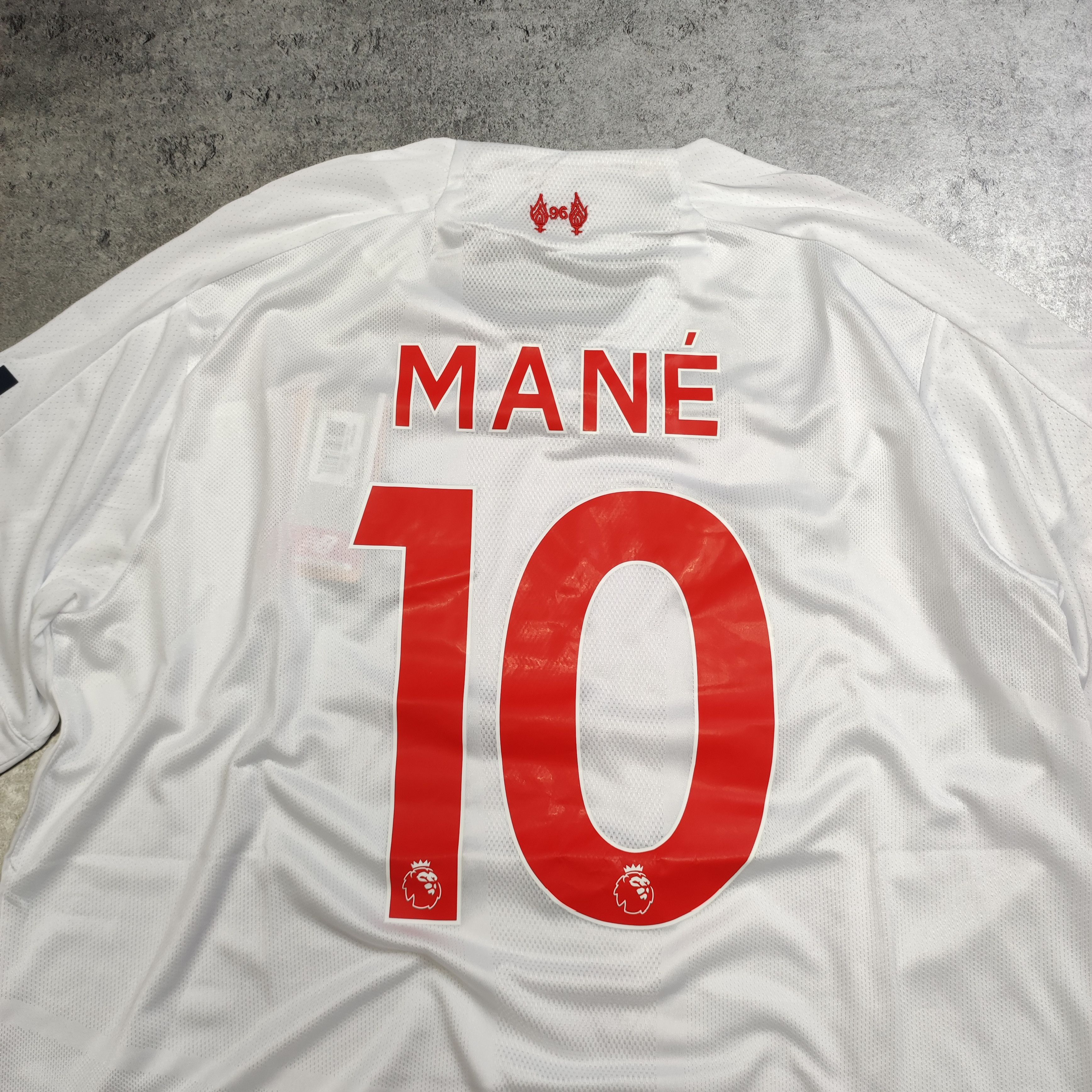 Vintage RARE 2019/20 Liverpool FC #10 Mane Away NewBalance Jersey Size US XL / EU 56 / 4 - 9 Thumbnail