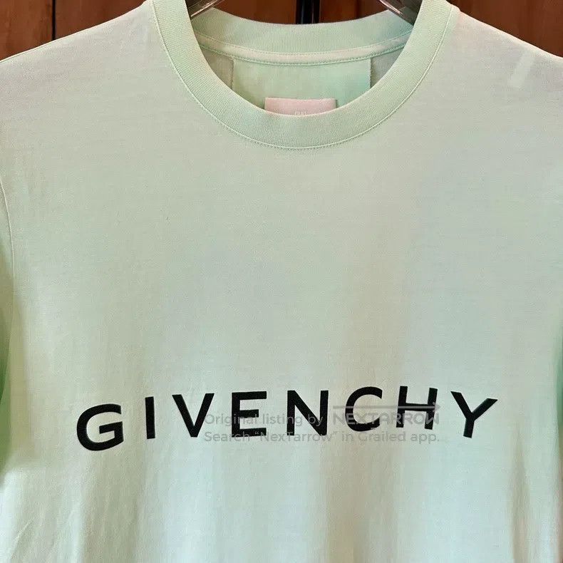Givenchy Givenchy Classic Light Green Letter Logo Short Sleeve Size US XS / EU 42 / 0 - 3 Thumbnail