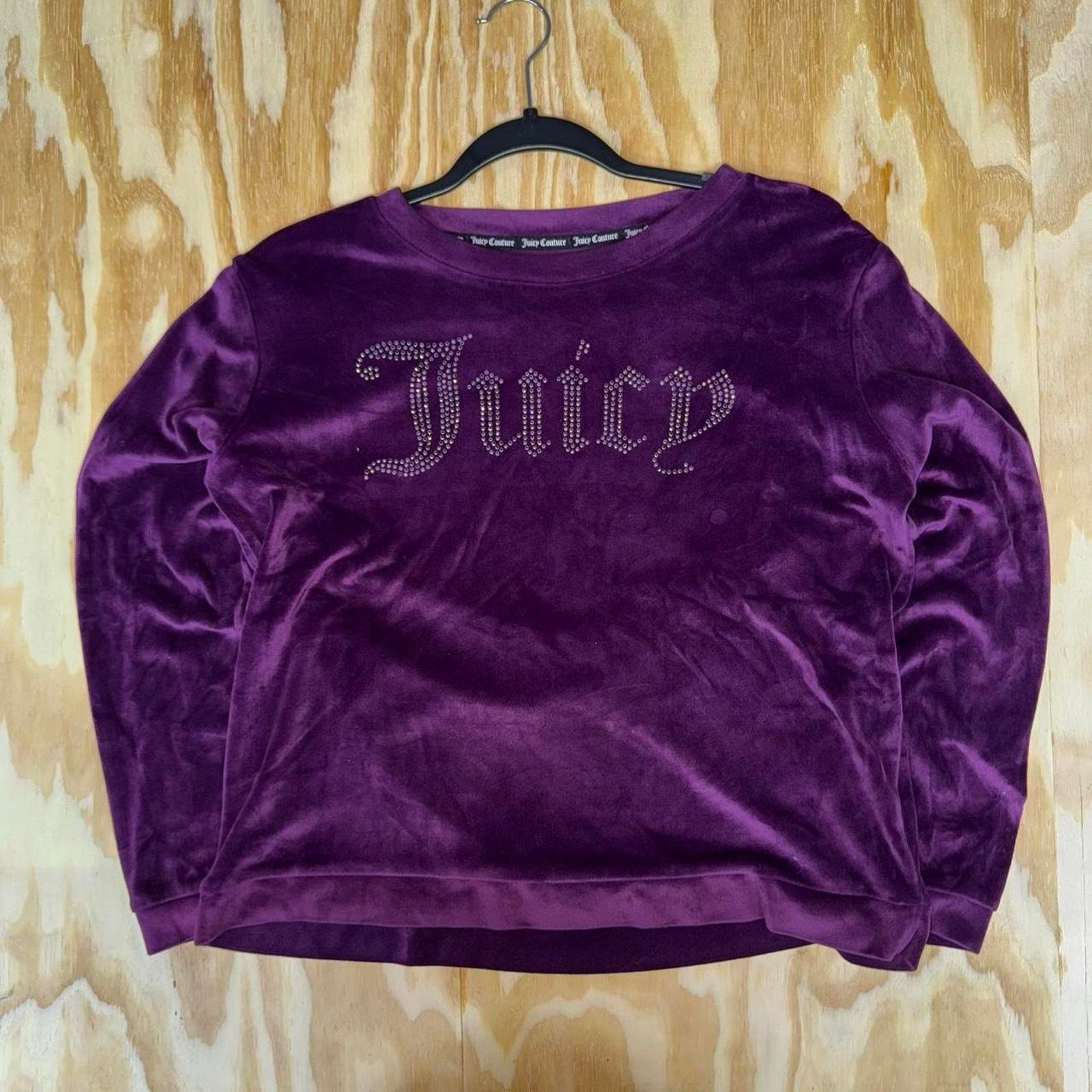 Juicy Couture Vintage y2k juicy rhinestone femme velour velvet sweater Size M / US 6-8 / IT 42-44 - 1 Thumbnail