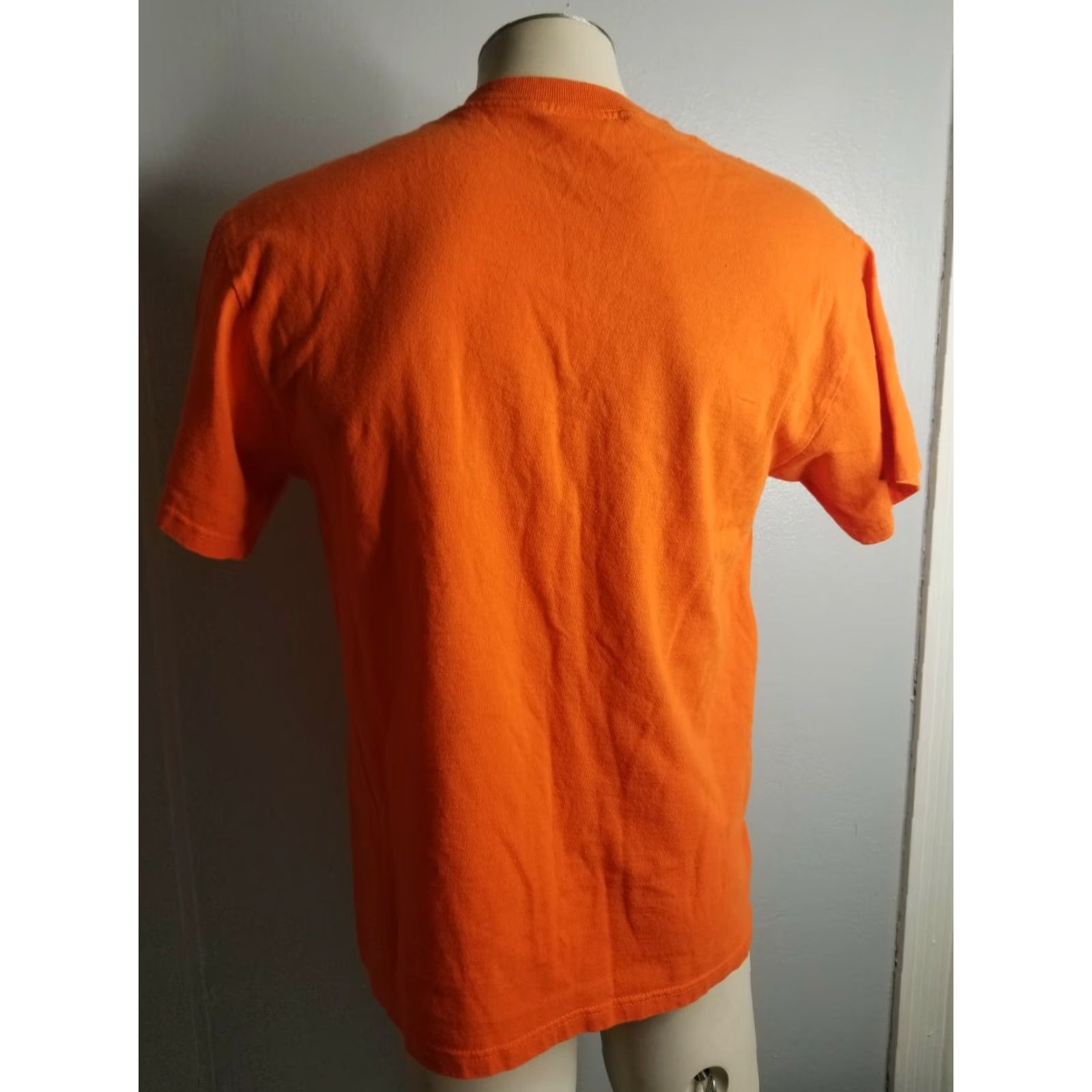Delta VINTAGE Delta Halloween Jack-o-Lantern Pumpkin Face T Shirt Mens M Orange Crew Neck Short Sleeve 2000s Halloween Size US M / EU 48-50 / 2 - 2 Thumbnail