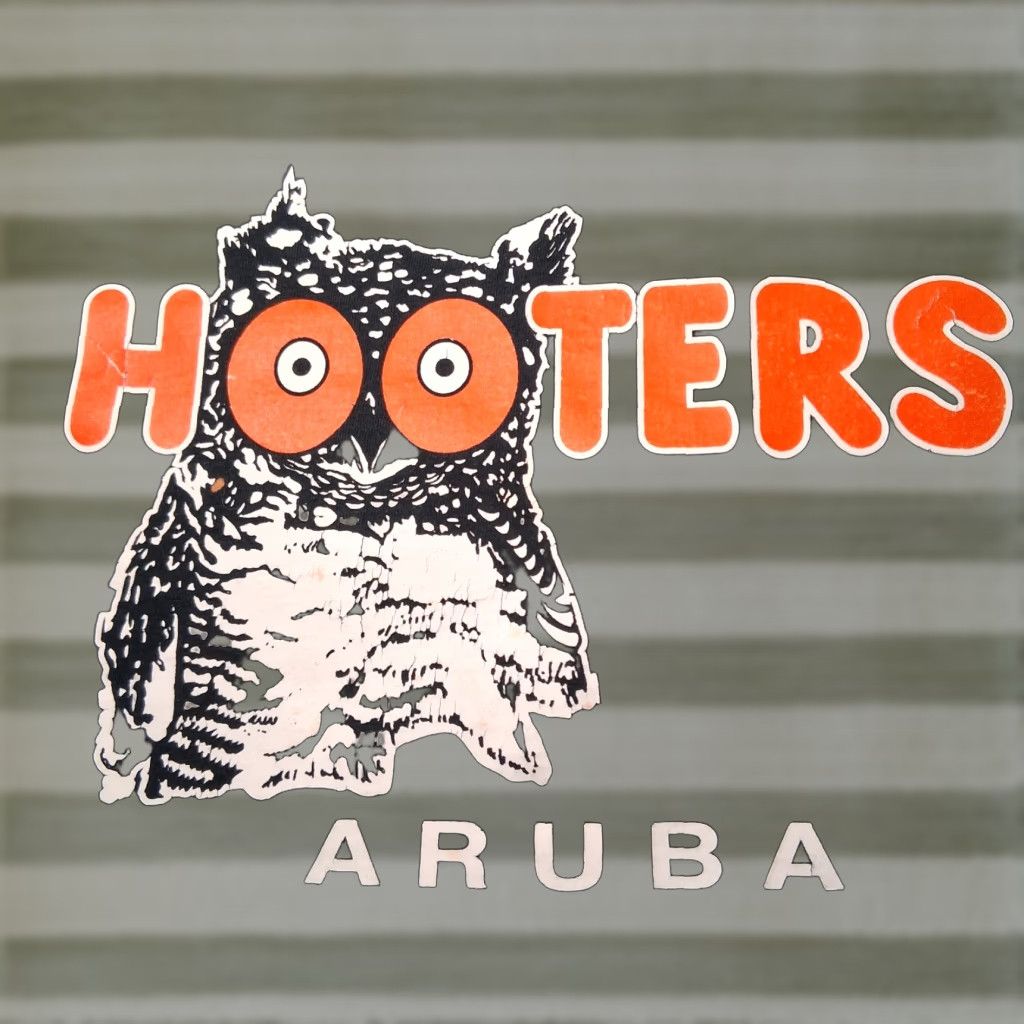 Gildan Hooters Aruba Shirt Men XL Black Bar Restaurant Graphic T Size US XL / EU 56 / 4 - 1 Thumbnail