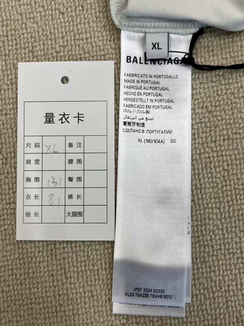 Balenciaga Balenciaga Printed Short Sleeve T-Shirt Regular Fit Men's Size US XL / EU 56 / 4 - 4 Thumbnail