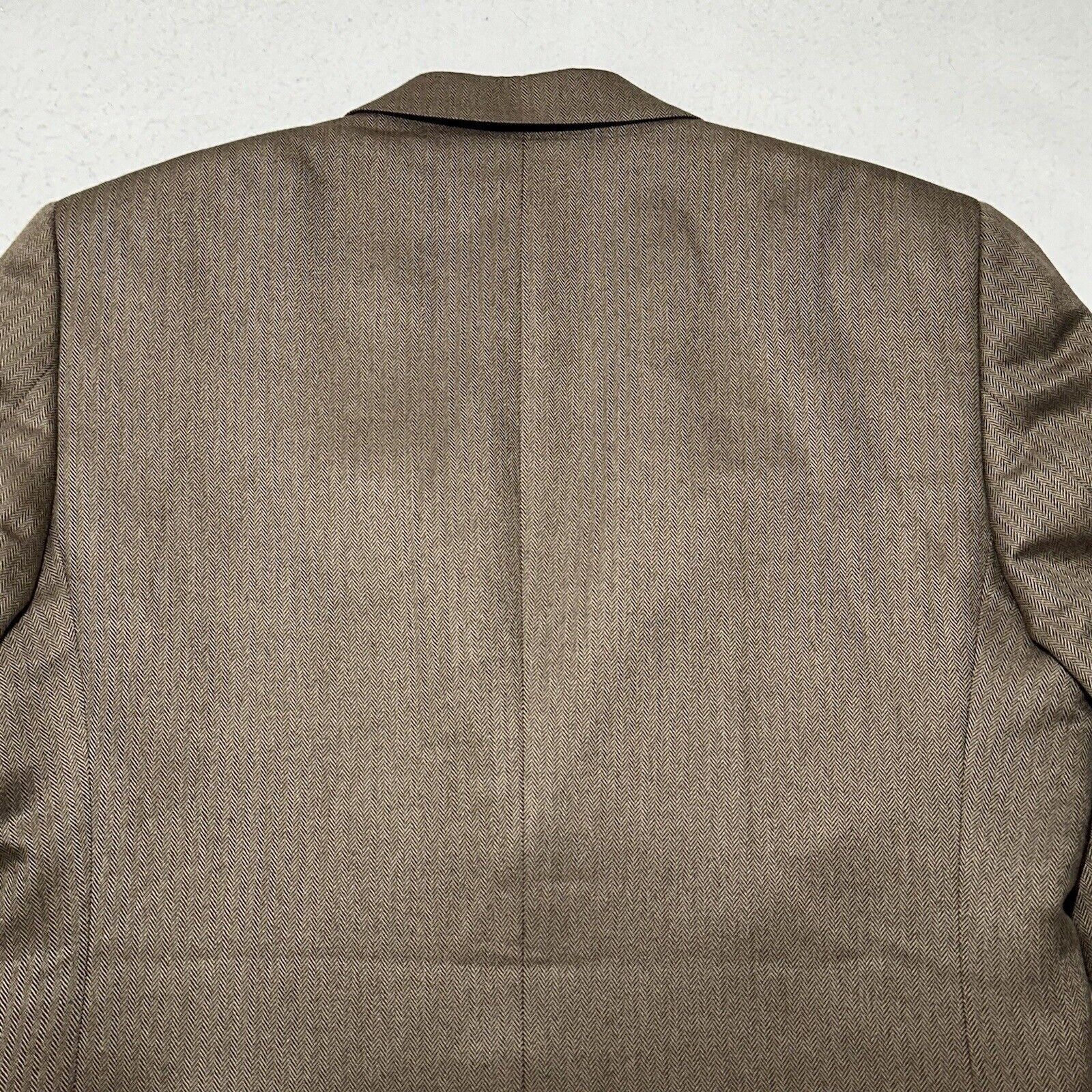 Jos. A. Bank Jos. A. Bank 42R Silk + Camel Hair Herringbone Suit Jacket Size 42R - 15 Thumbnail