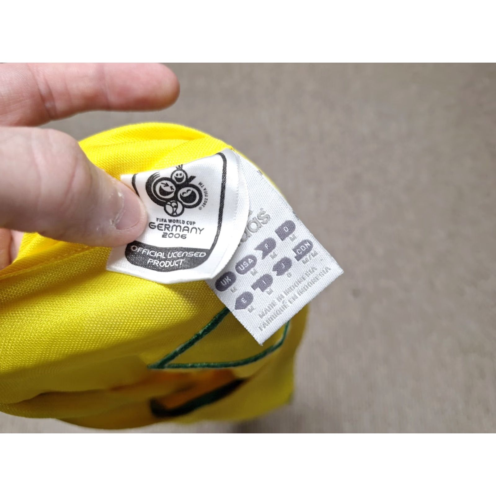 Adidas ADIDAS Shirt Mens M Football Jersey 2006 World Cup Brazil Yellow FIFA Germany Size US M / EU 48-50 / 2 - 2 Thumbnail