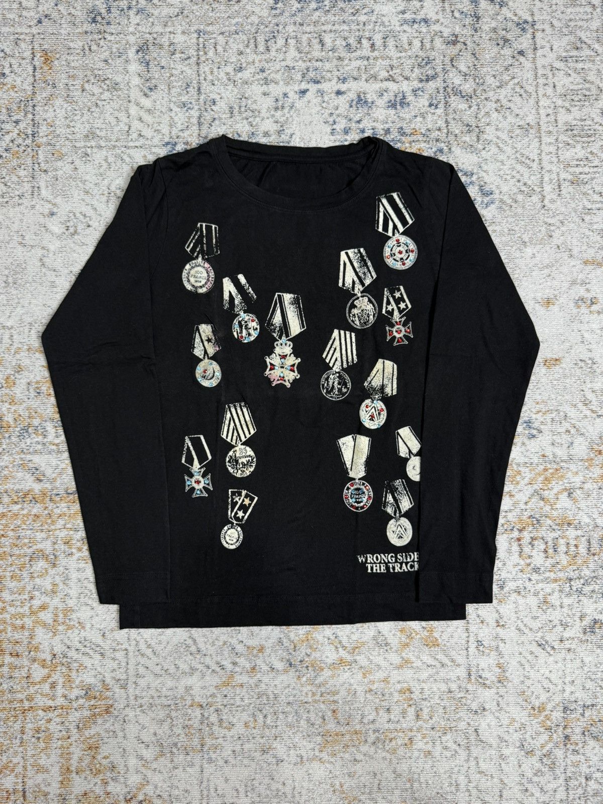 Japanese Brand L&h ifsix y2k style long sleeve Size US M / EU 48-50 / 2 - 1 Thumbnail