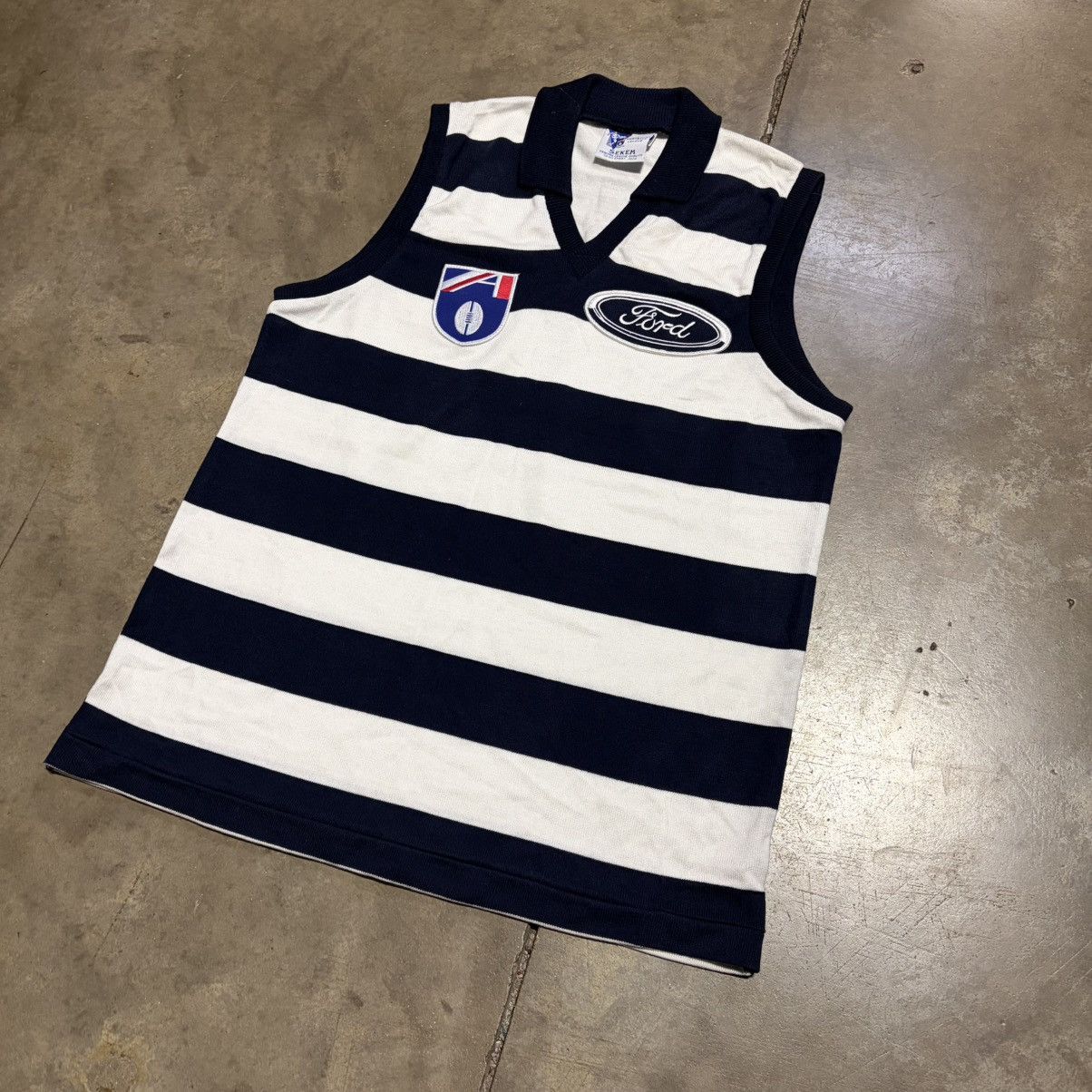 Vintage Vintage Geelong Cats AFL Football Jersey Knit Vest Ford 90s Size US M / EU 48-50 / 2 - 2 Thumbnail