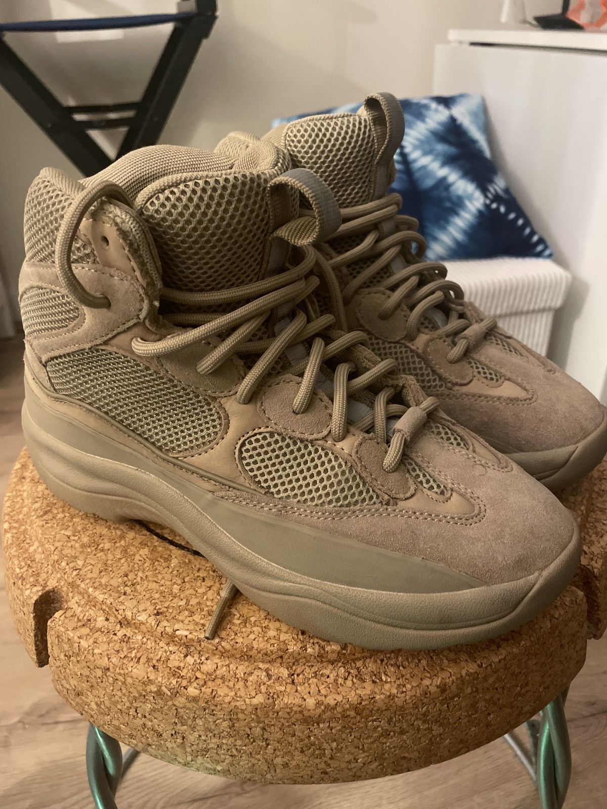 Yeezy Season 6 yeezy boots Size US 7.5 / EU 40-41 - 1 Thumbnail