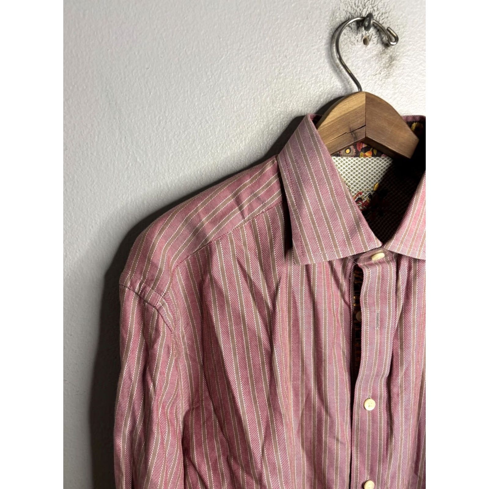 Robert Graham Robert Graham Mens XL Pink Stripe Long Sleeve Button Up Shirt Contrast Trim Size US XL / EU 56 / 4 - 2 Thumbnail