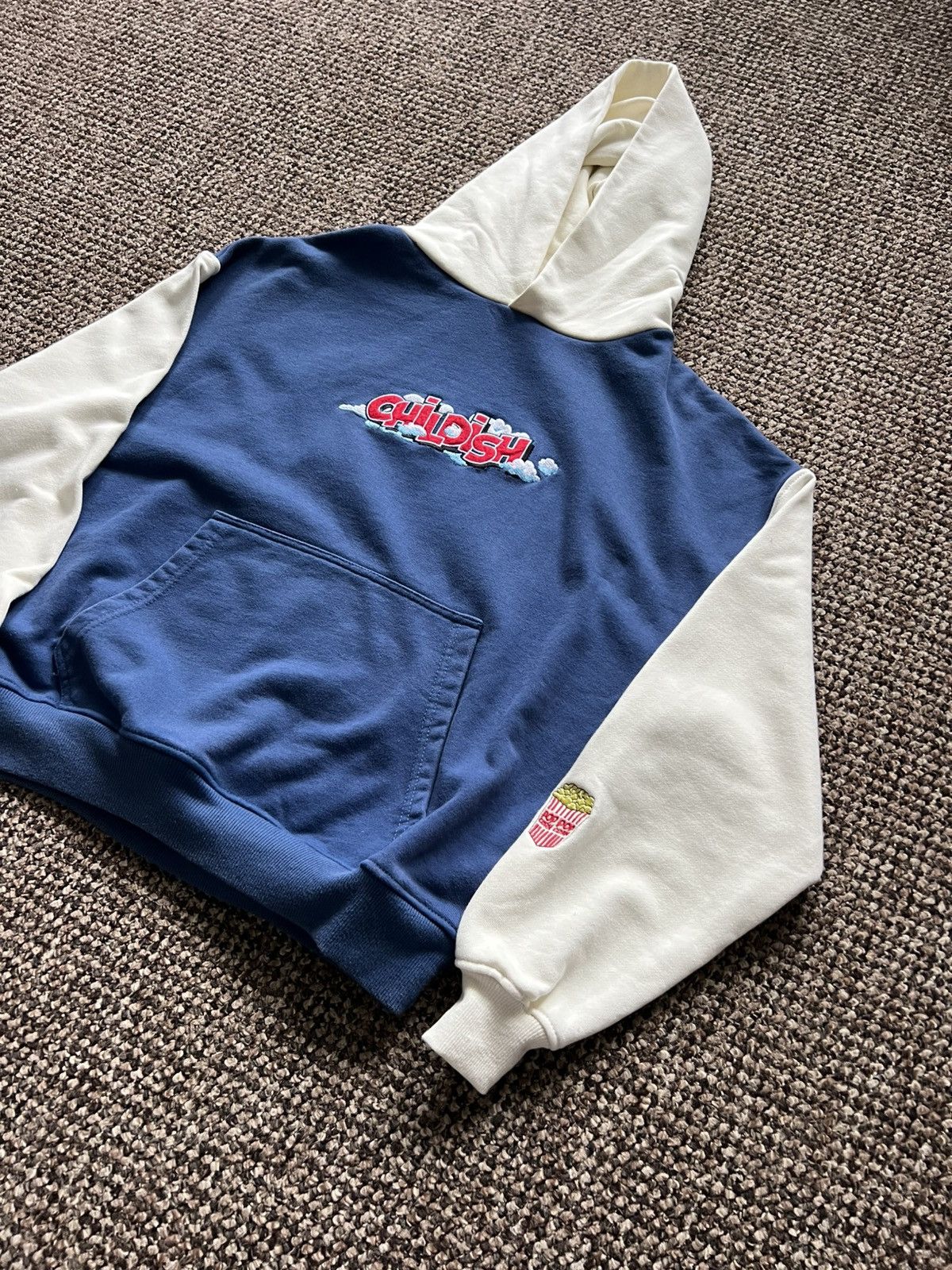 CHILDS Vintage Theme Park Childish Blue TGF Hoodie Size US S / EU 44-46 / 1 - 5 Thumbnail