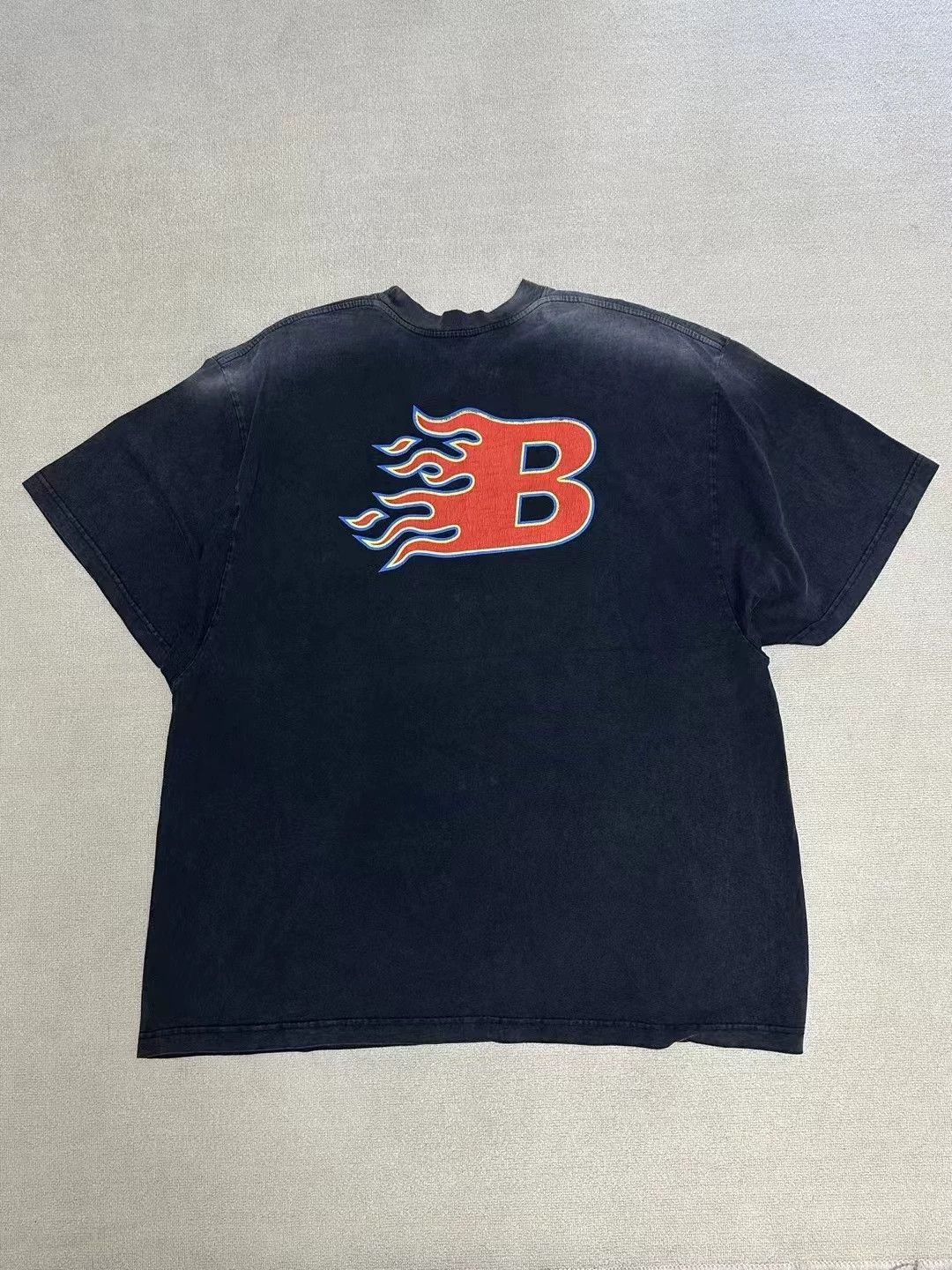 【送料関税込】Balenciaga Flame Short Sleeve T Shirt Balenciaga Flame Short Sleeve T Shirt Washed Out Black | END