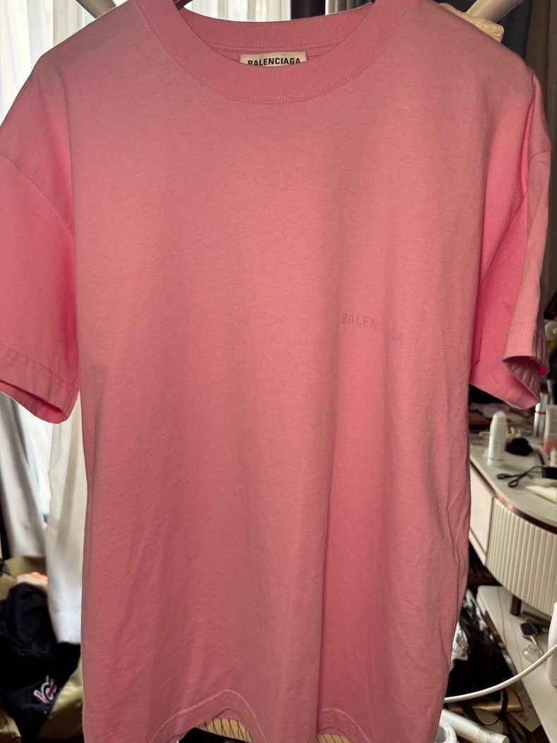 Balenciaga Front and back monogram logo pink short sleeve