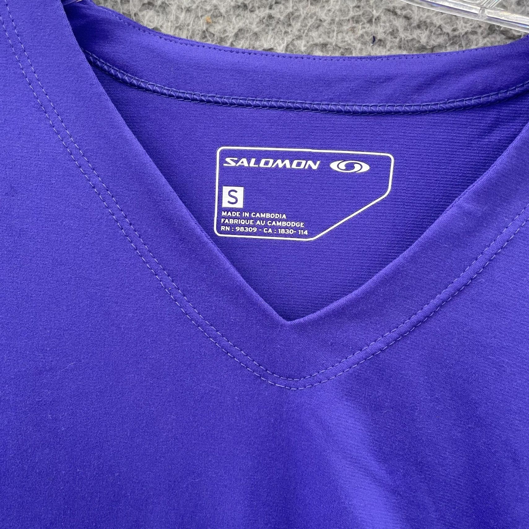 Salomon Salomon Activewear Top Women's Small Purple Assymetrical Hem Athleisure Gorpcore Shirt Women Small Purple Salomon Activewear Top Size S / US 4 / IT 40 - 3 Thumbnail