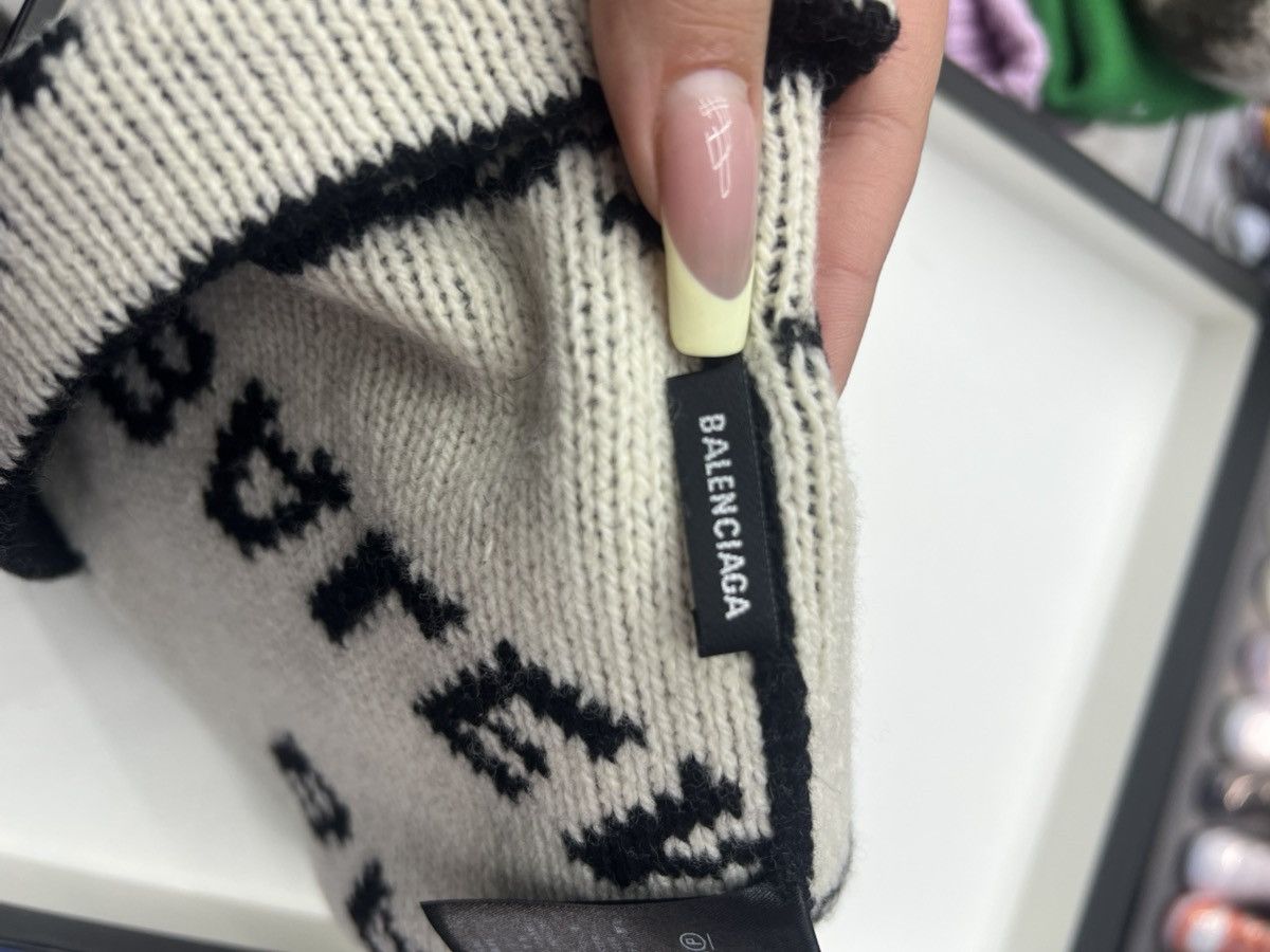 Balenciaga Balenciaga Black & White Allover Logo Beanie Size ONE SIZE - 7 Thumbnail