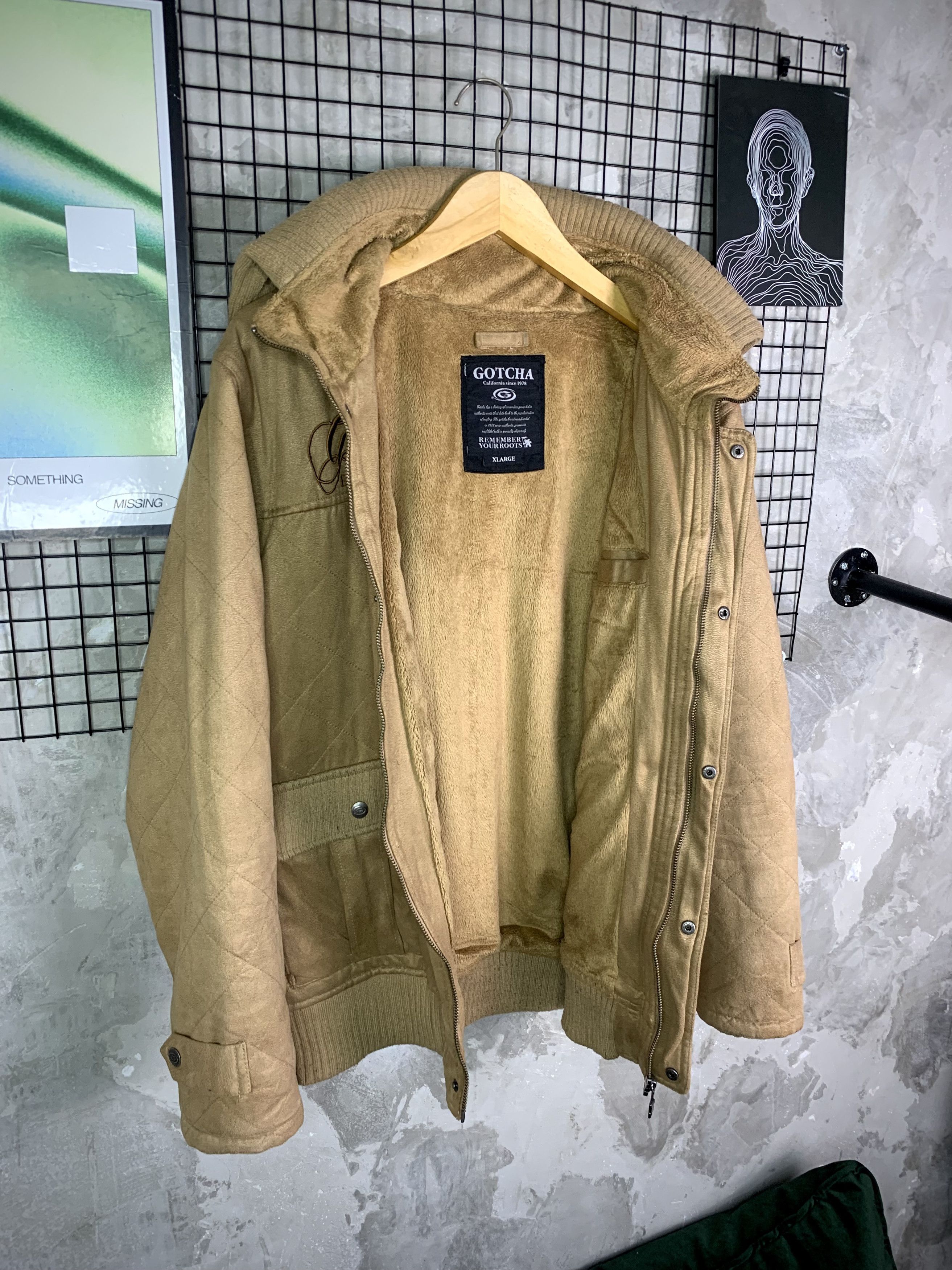 Gotcha Vintage Gotcha Quilted Suede Bomber Jacket Sherpa Lined Size US XL / EU 56 / 4 - 5 Thumbnail