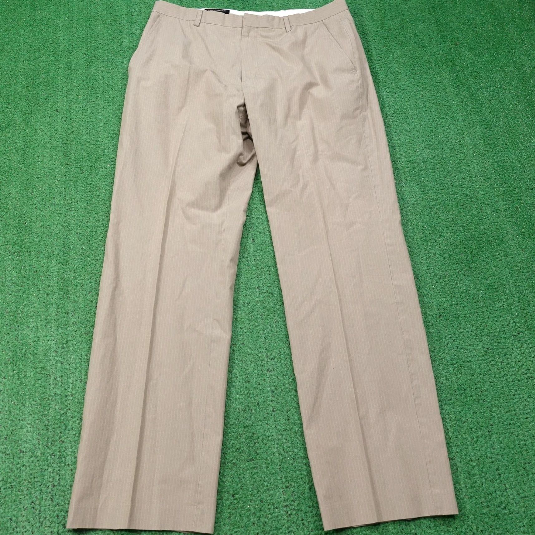 Banana Republic Banana Republic Pants Mens 35x34 Beige Non Iron Classic Fit Pinstripe Business Casual Size US 35 - 2 Thumbnail