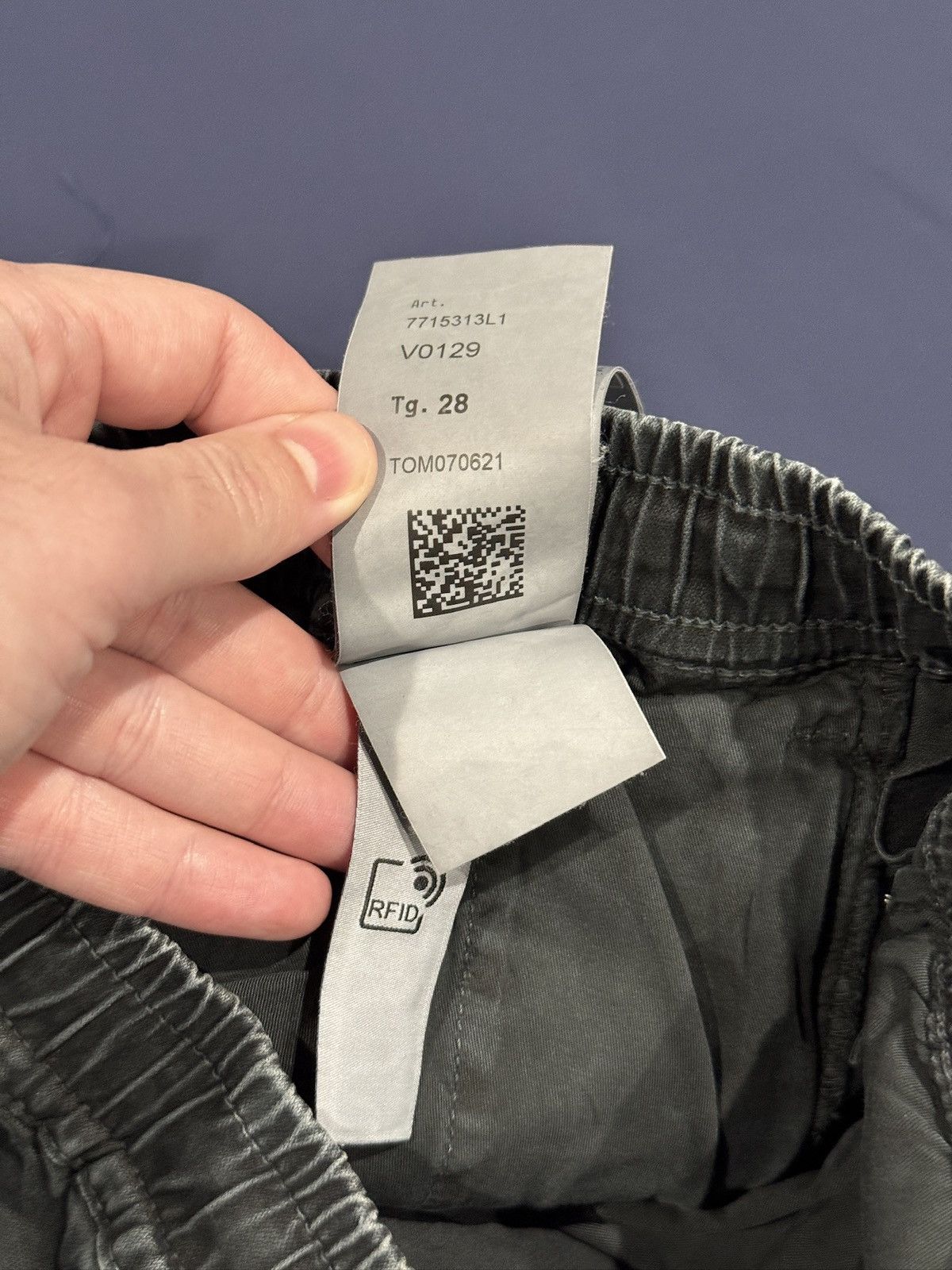 Stone Island Stone Island Black Cargo Pants Type RE-T Sz 28 (fits 28-30) Size US 28 / EU 44 - 12 Thumbnail