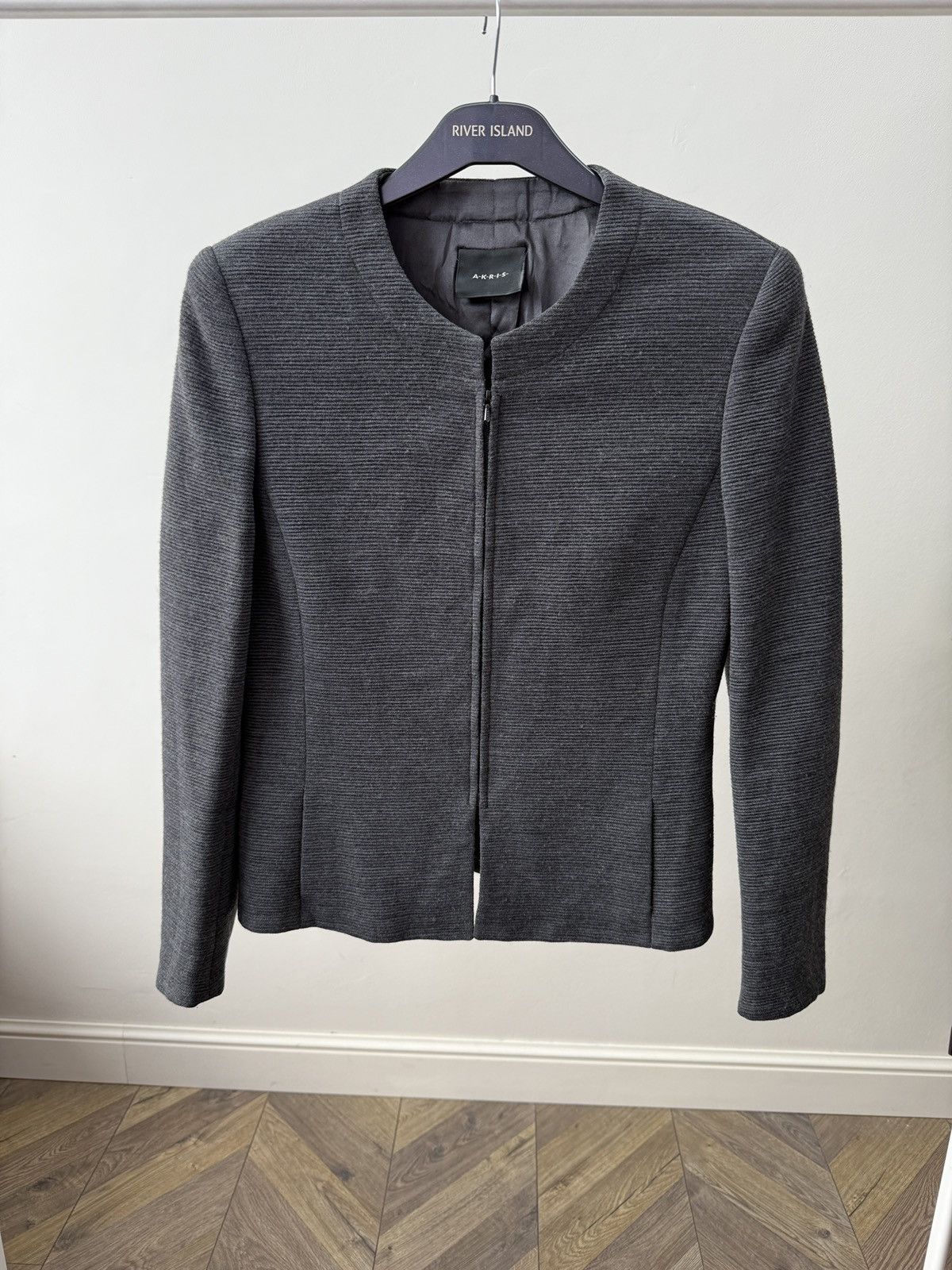 Akris Vintage Akris Grey Virgin Wool Jacket Women’s Zip Front Size M / US 6-8 / IT 42-44 - 2 Thumbnail