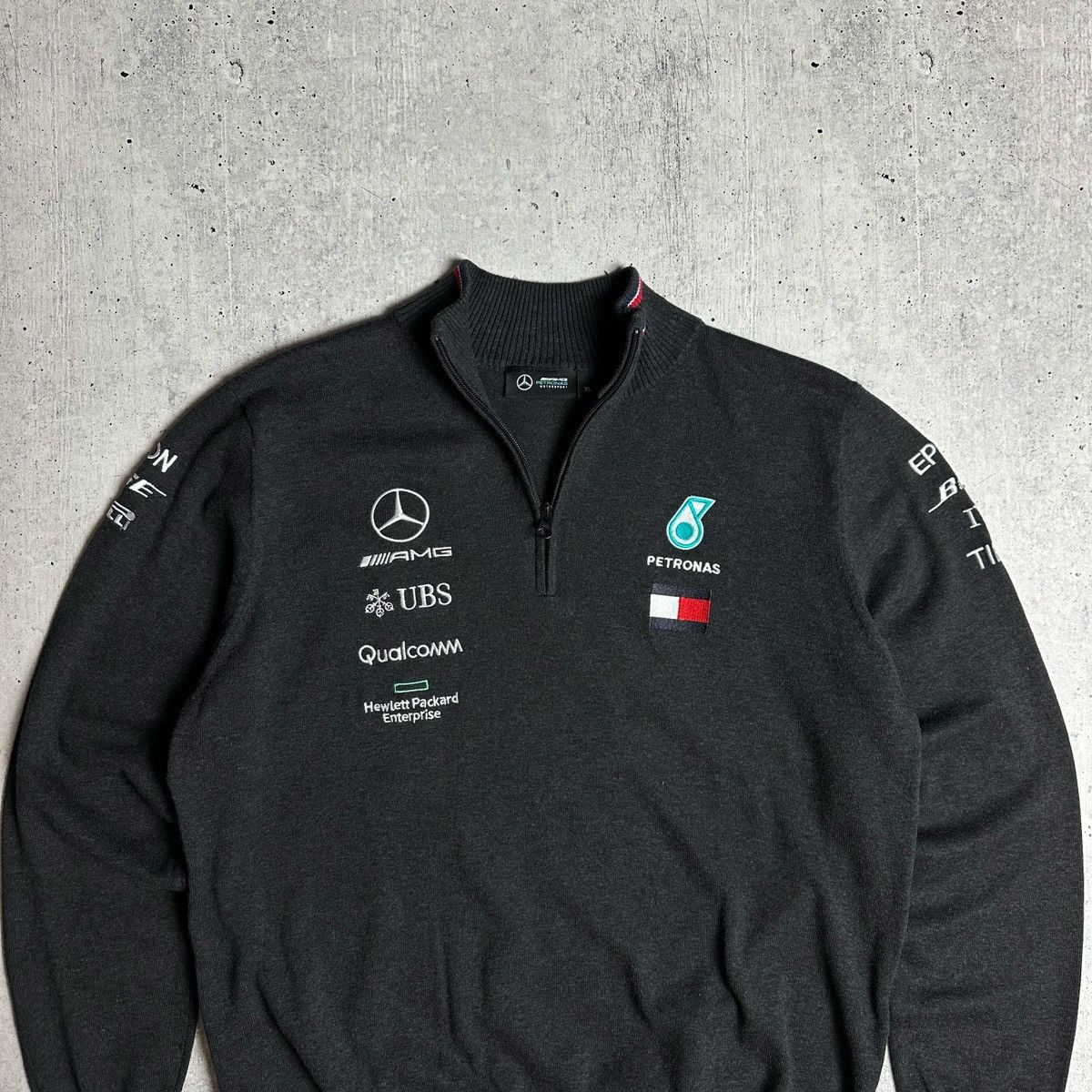 Formula Uno Mercedes Benz AMG Petronas 1/4 Zip Nylon Sweater