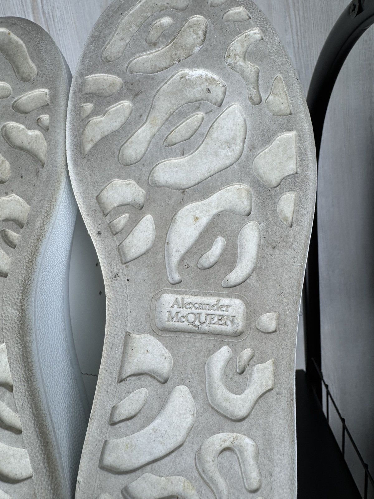 Alexander McQueen Alexander McQueen Oversized Leather Sneakers Leopard Back Size US 8.5 / IT 38.5 - 15 Thumbnail