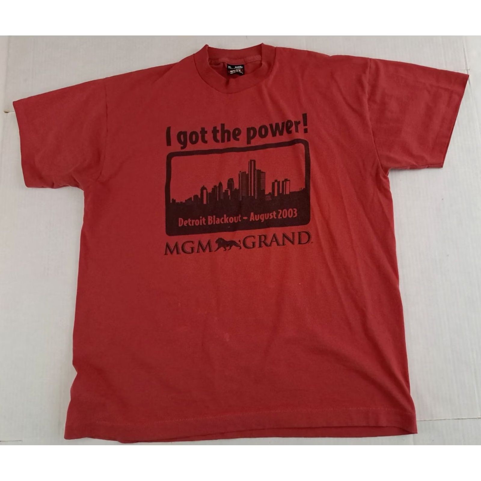Fruit Of The Loom VINTAGE Detroit Blackout 2003 I Got the Power MGM Grand T-Shirt Maroon XL Size US XL / EU 56 / 4 - 3 Thumbnail