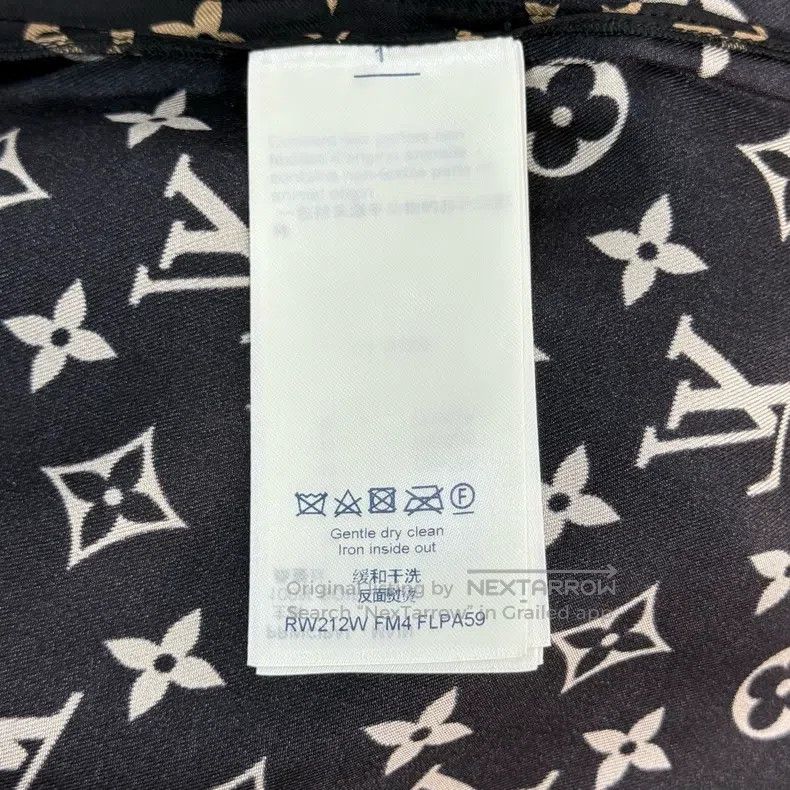 Louis Vuitton Louis Vuitton Black full logo mulberry silk shorts Size US 38 / EU 54 - 6 Thumbnail