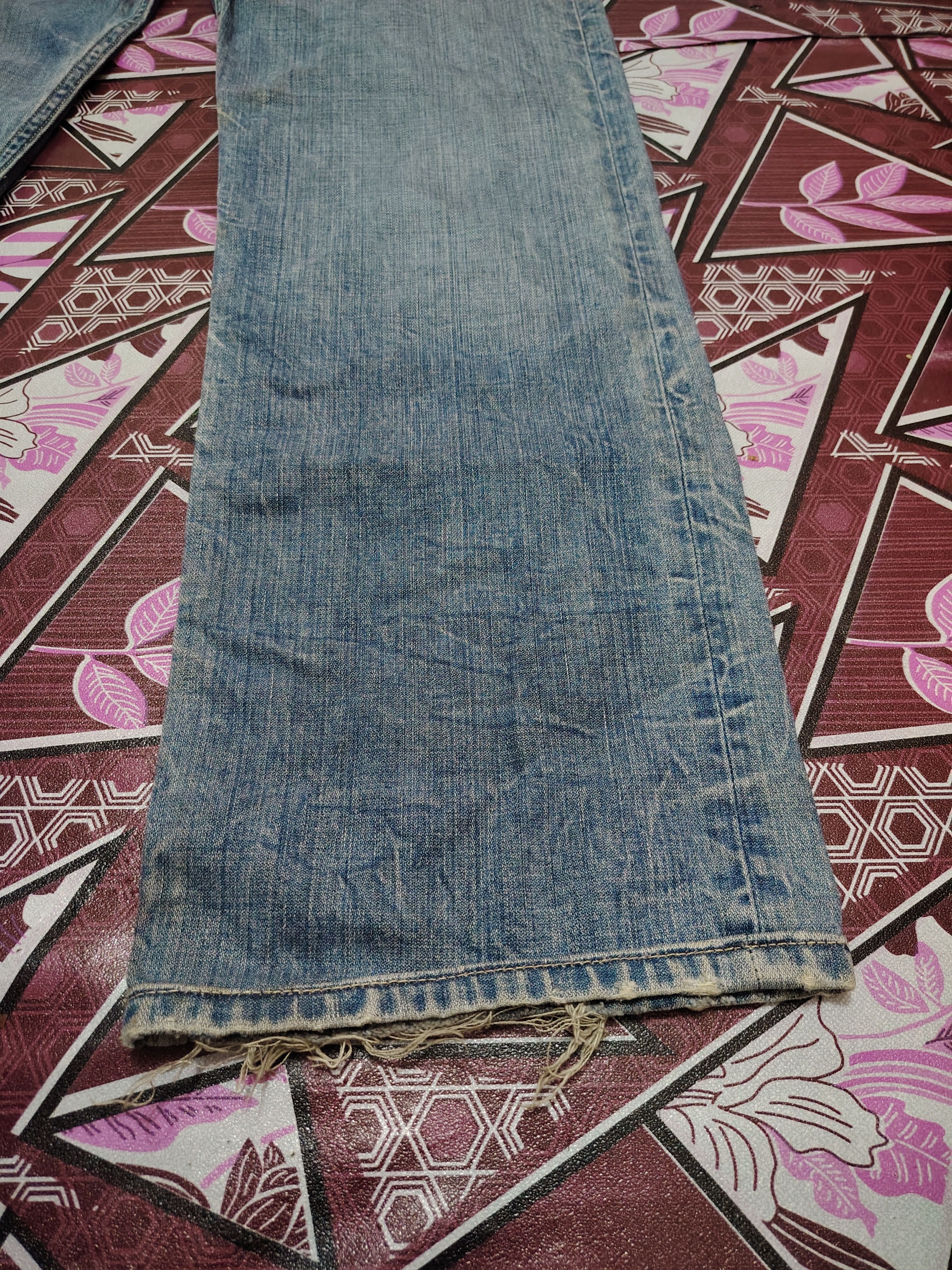 Who Decides War Vtg Diesel Industry Flared Distressed jeans Denim Size US 31 - 13 Thumbnail